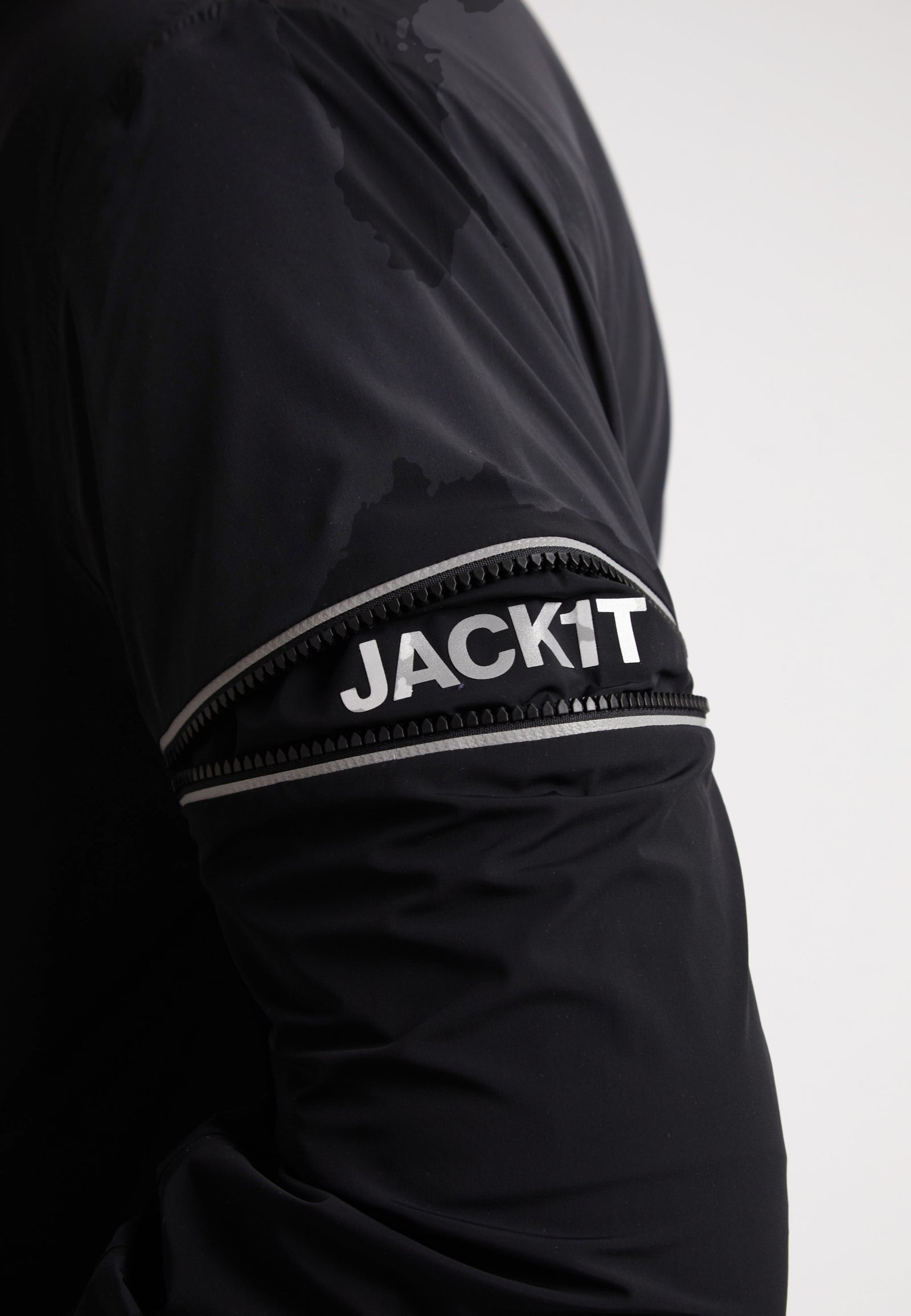 PALLADIUM Funnel Jacket