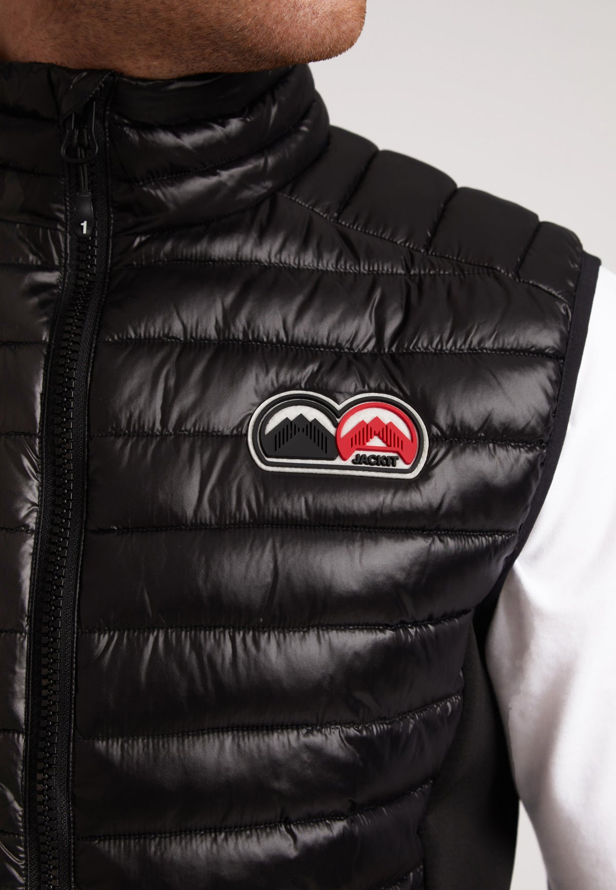 Close-up of SPORTL1TE Funnel Lightweight Gilet 2.0 showcasing its sleek design, ideal lightweight gilet for outdoor activities.