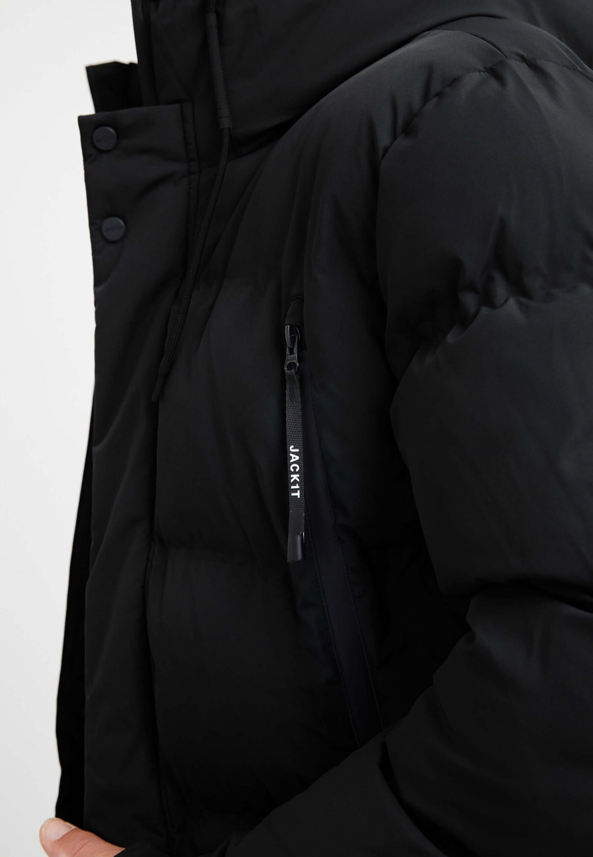 Supremo Frontier Black detail shot by JACK1T