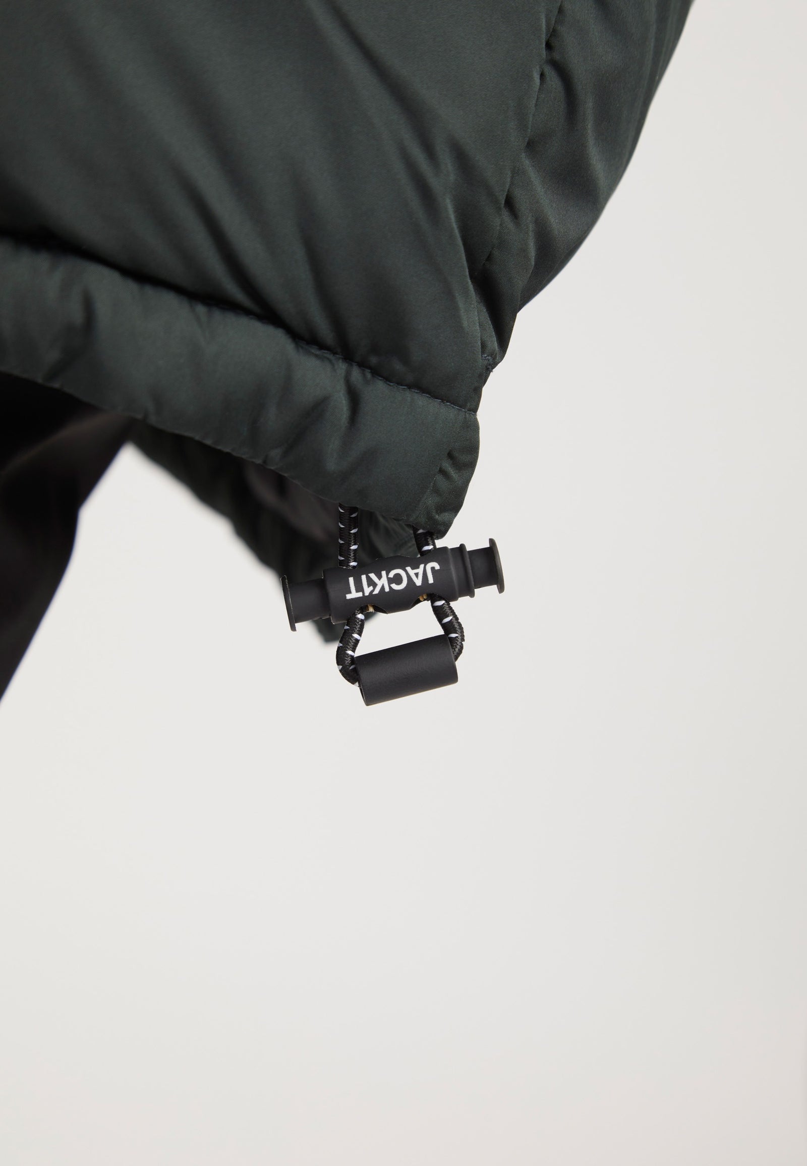 Luna Puffer Jacket Olive/Black detail shot by JACK1T