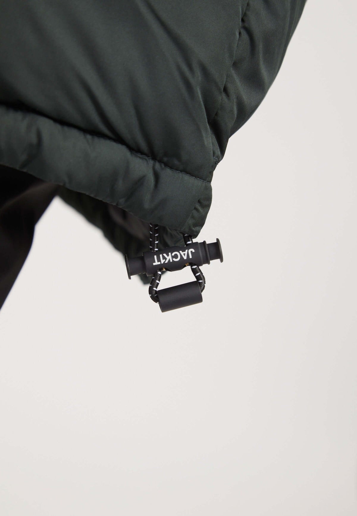 Luna Puffer Jacket Olive/Black detail shot by JACK1T