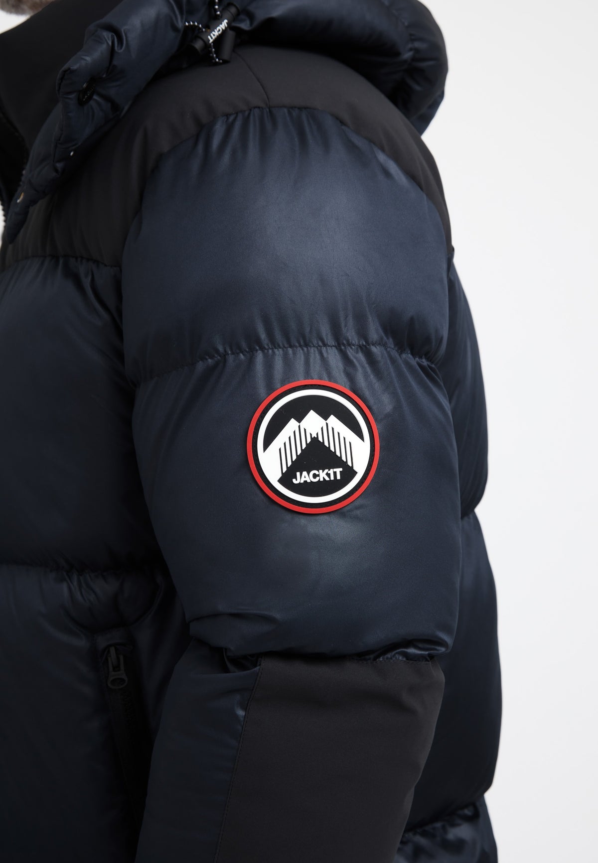 Expedition Parka Navy detail shot by JACK1T