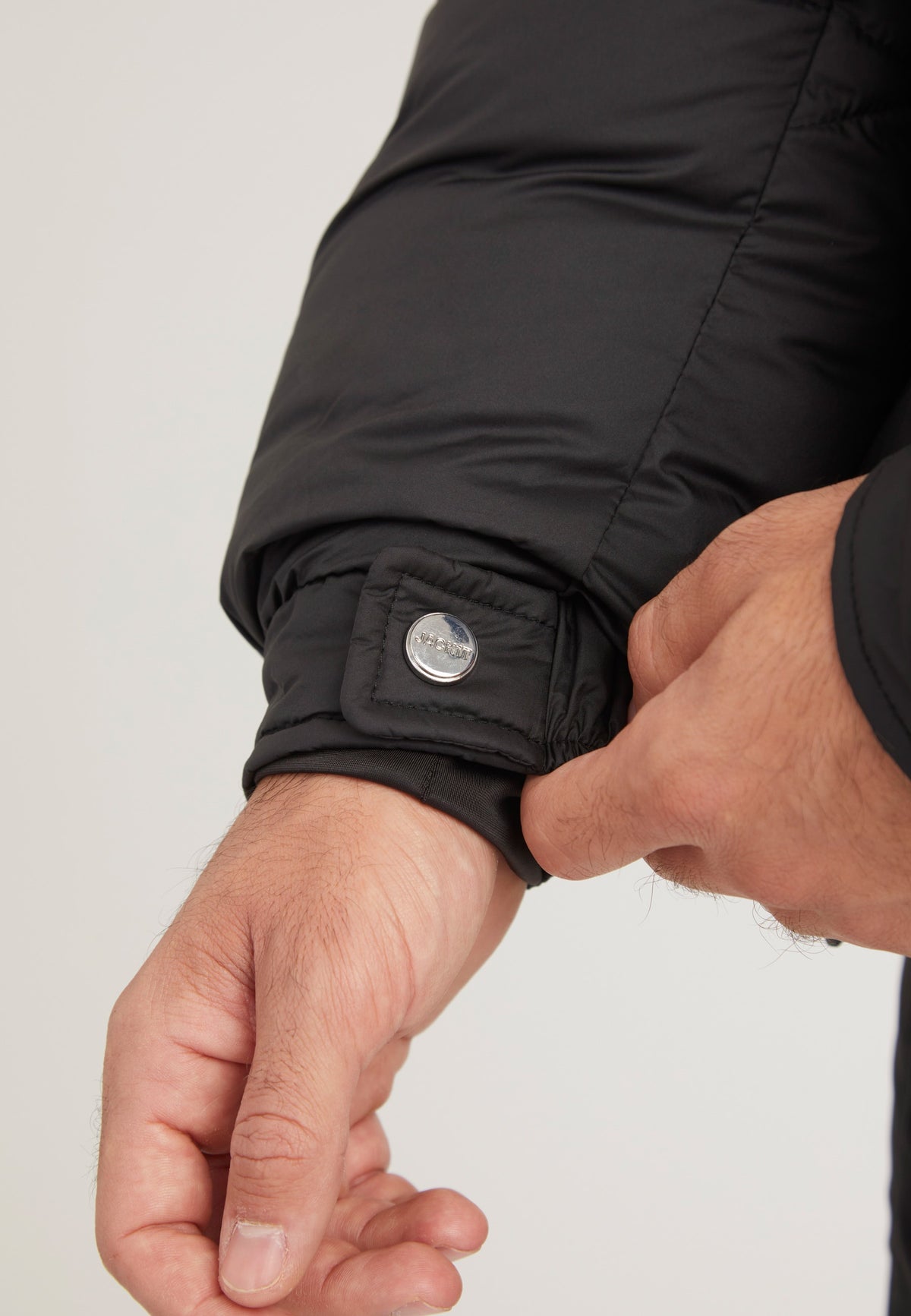 EZ Puffer Racer Jacket Matt Black detail shot by JACK1T