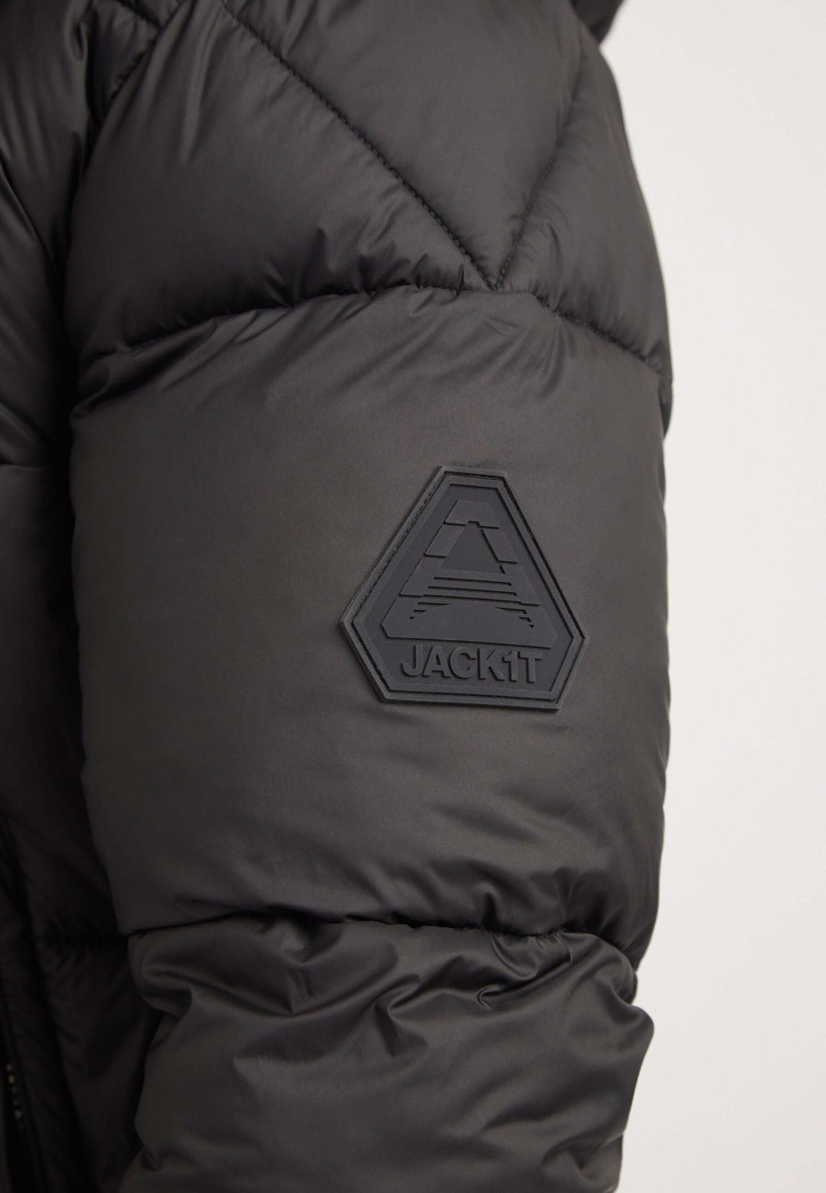 EZ Puffer Racer Jacket Black/Cherry Red detail shot by JACK1T