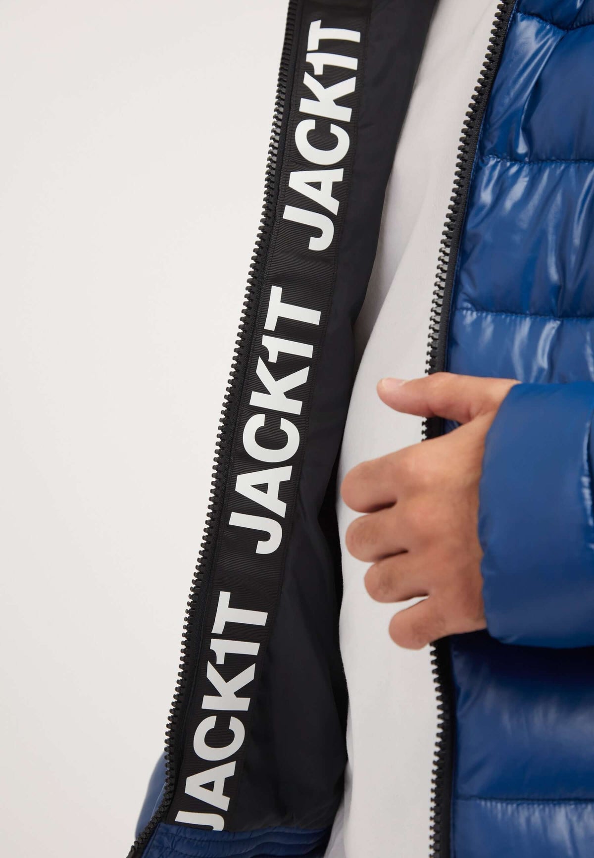 R3D Slick Racer Jacket Royal detail shot by JACK1T