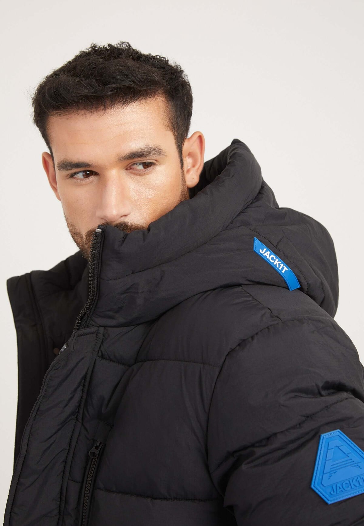 Nomad ONELOFT Parka Coat 2.0 Black detail shot by JACK1T