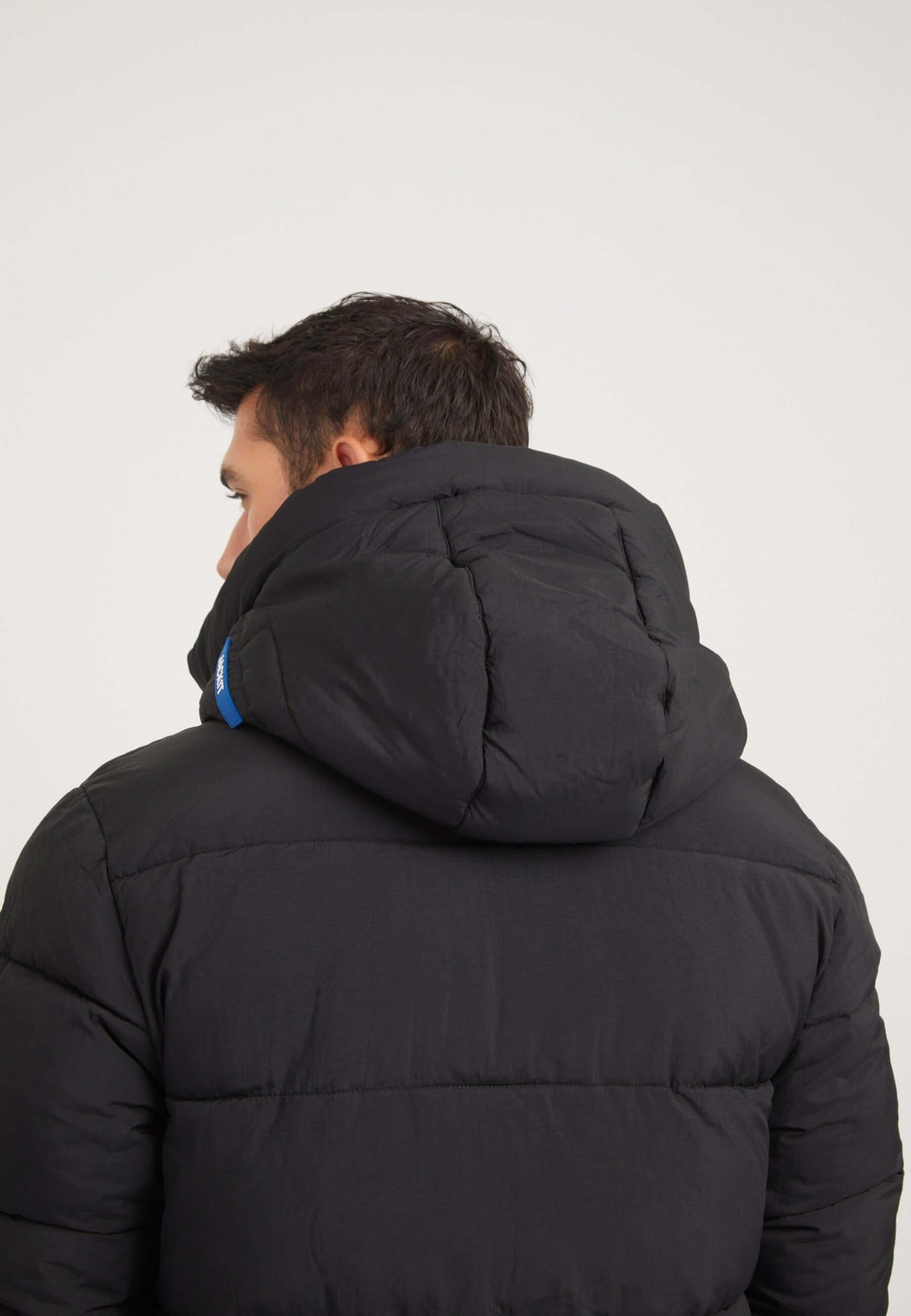 Nomad ONELOFT Parka Coat 2.0 Black detail shot by JACK1T