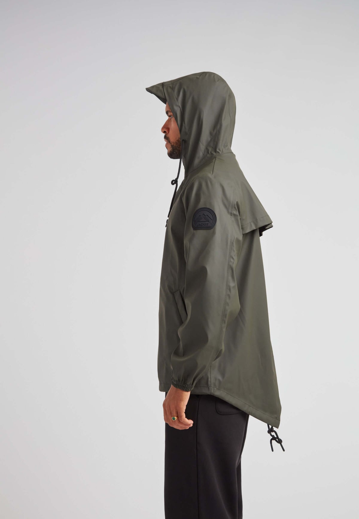 ELEMENTS Unisex Raincoat 2.0 Khaki, lightweight weather protection, side view, designed for men and women.