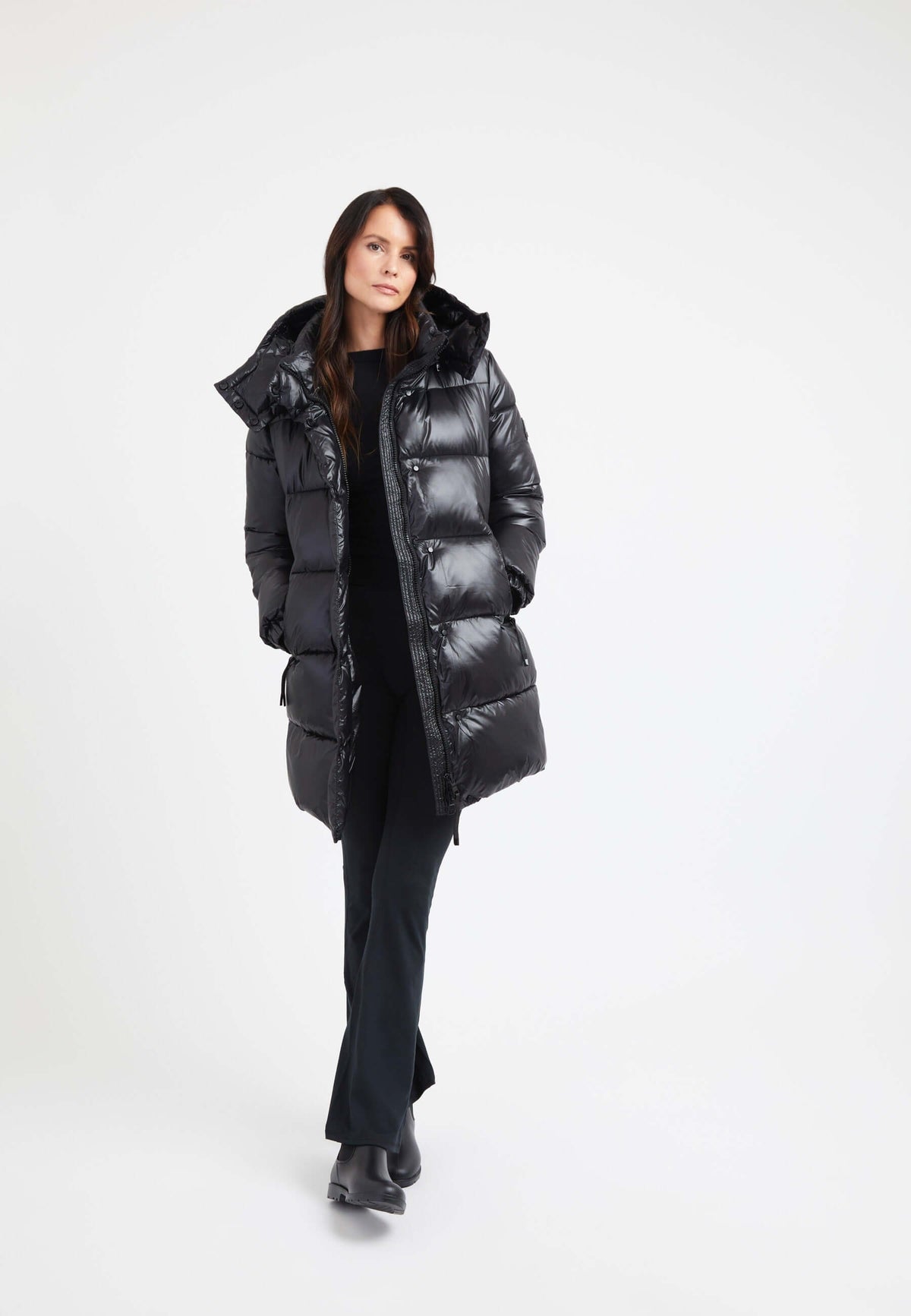 EZ Colonia Coat Black on model detail by JACK1T