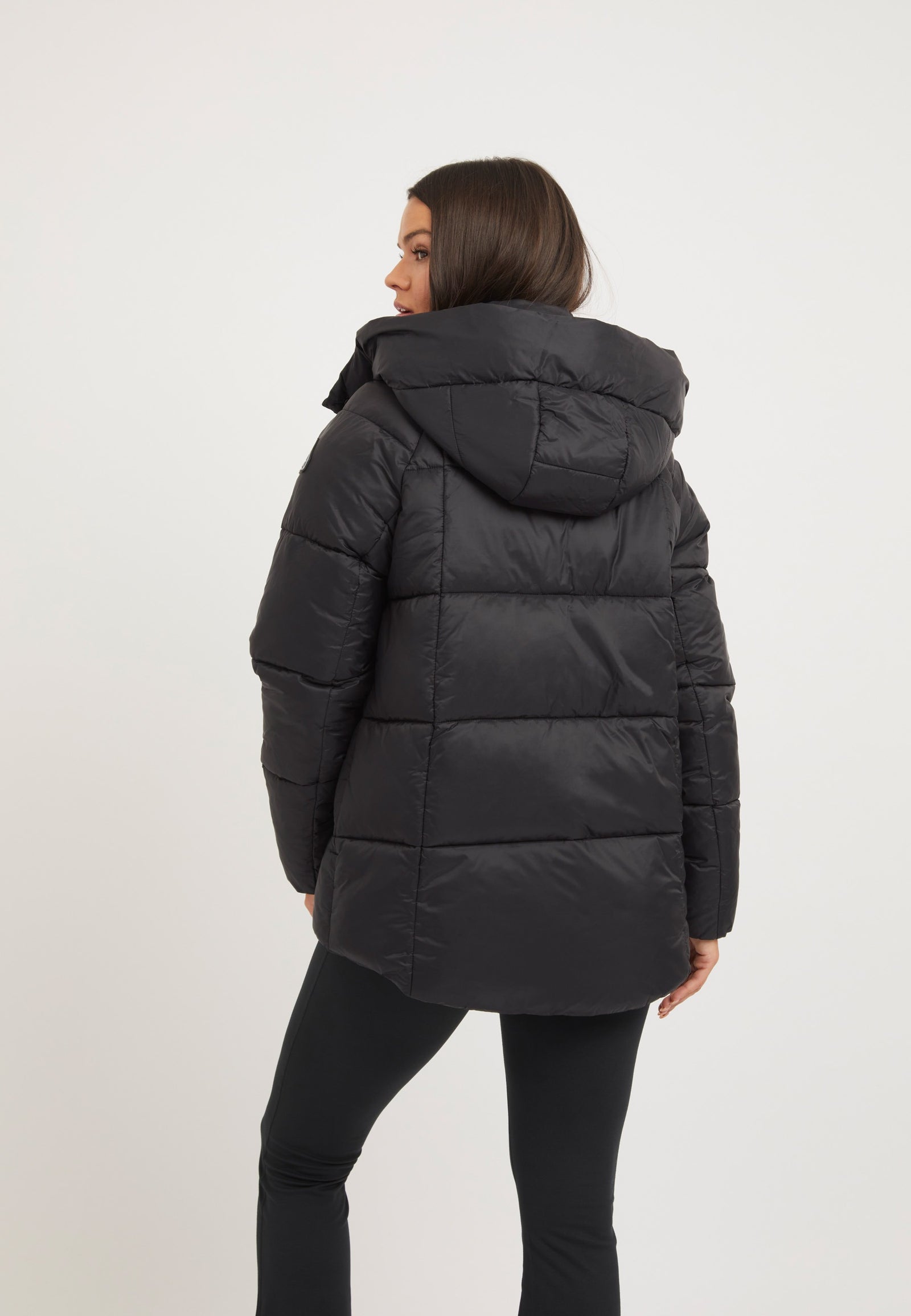 Cloud Prime Jacket Black on model full length by JACK1T