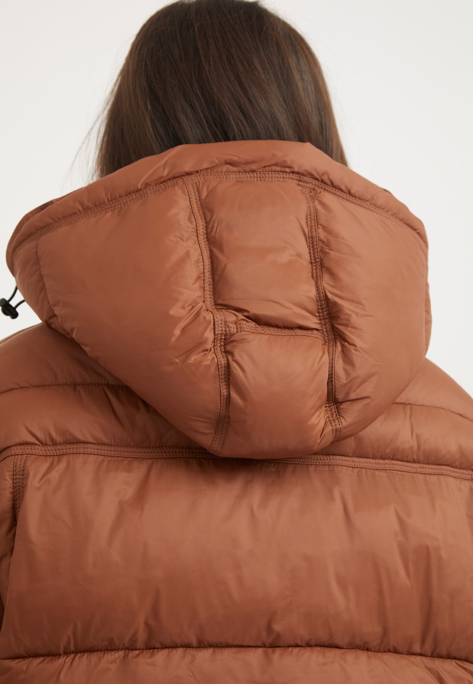 Cloud Boss ONELOFT Puffer Jacket Mocha detail shot by JACK1T