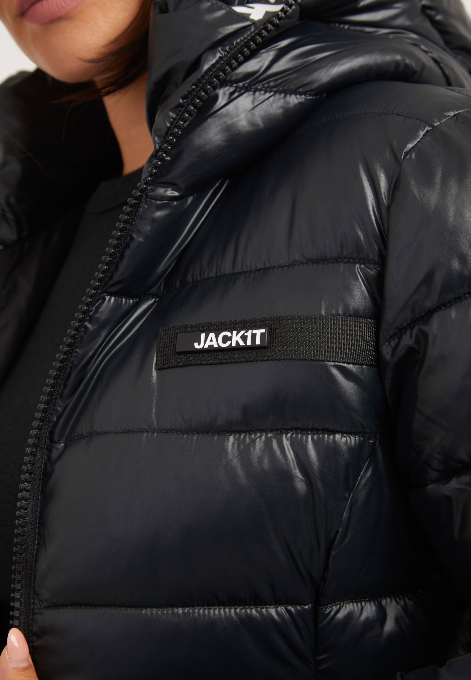 R3D Slick Coat Black detail shot by JACK1T