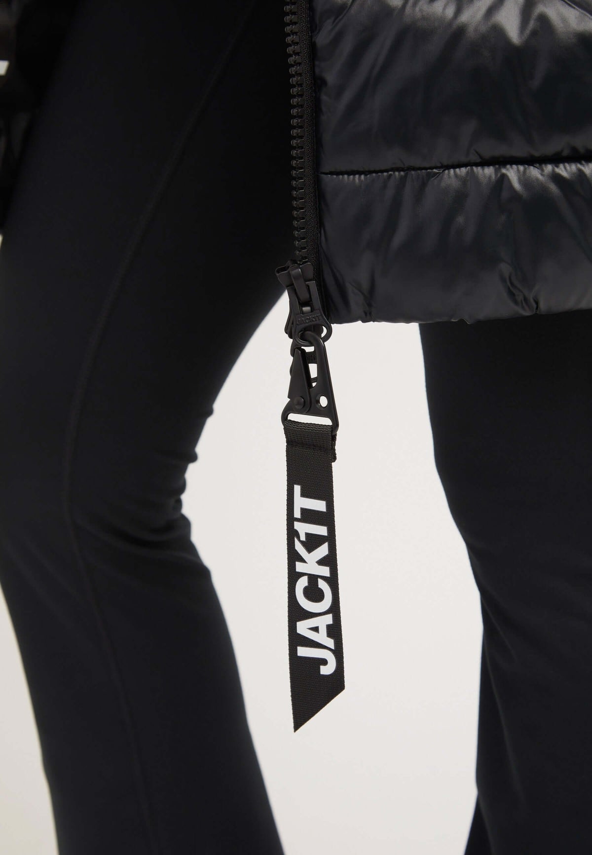 R3D Slick Coat Black detail shot by JACK1T