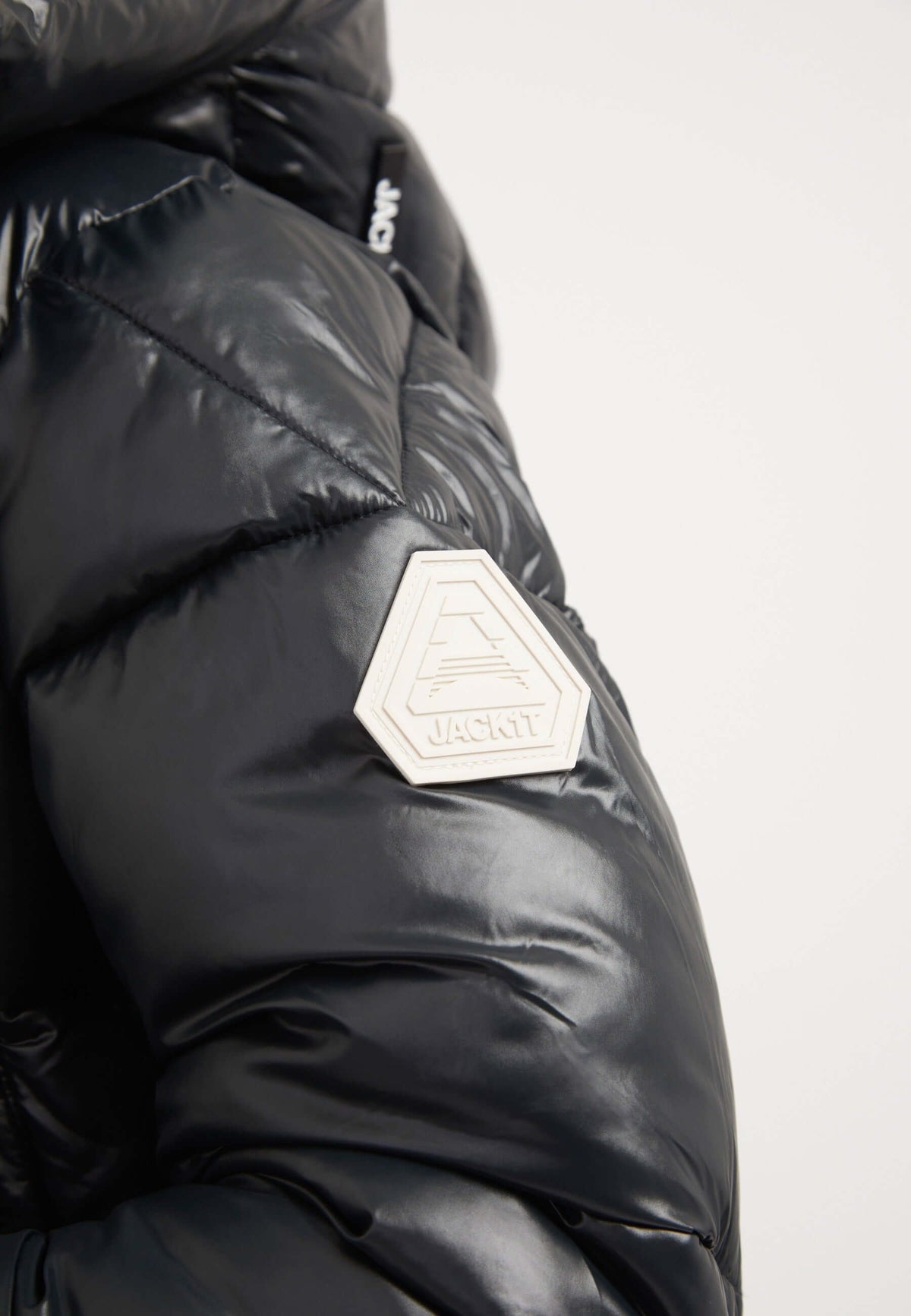 EZ Racer Slick Hood Jacket Black/Pink detail shot by JACK1T