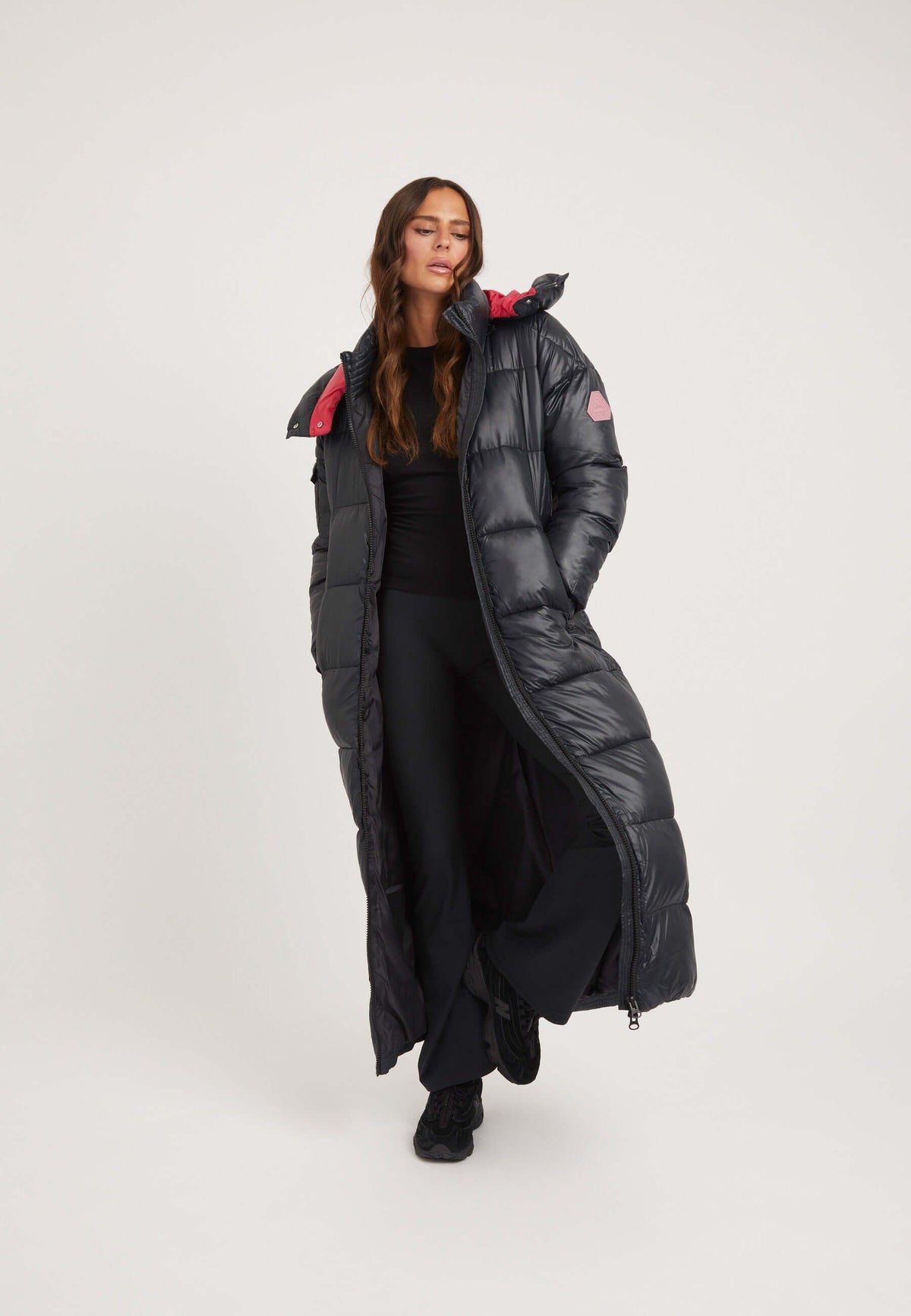 EZ Slick Ultra Long Coat Black/Pink on model detail by JACK1T