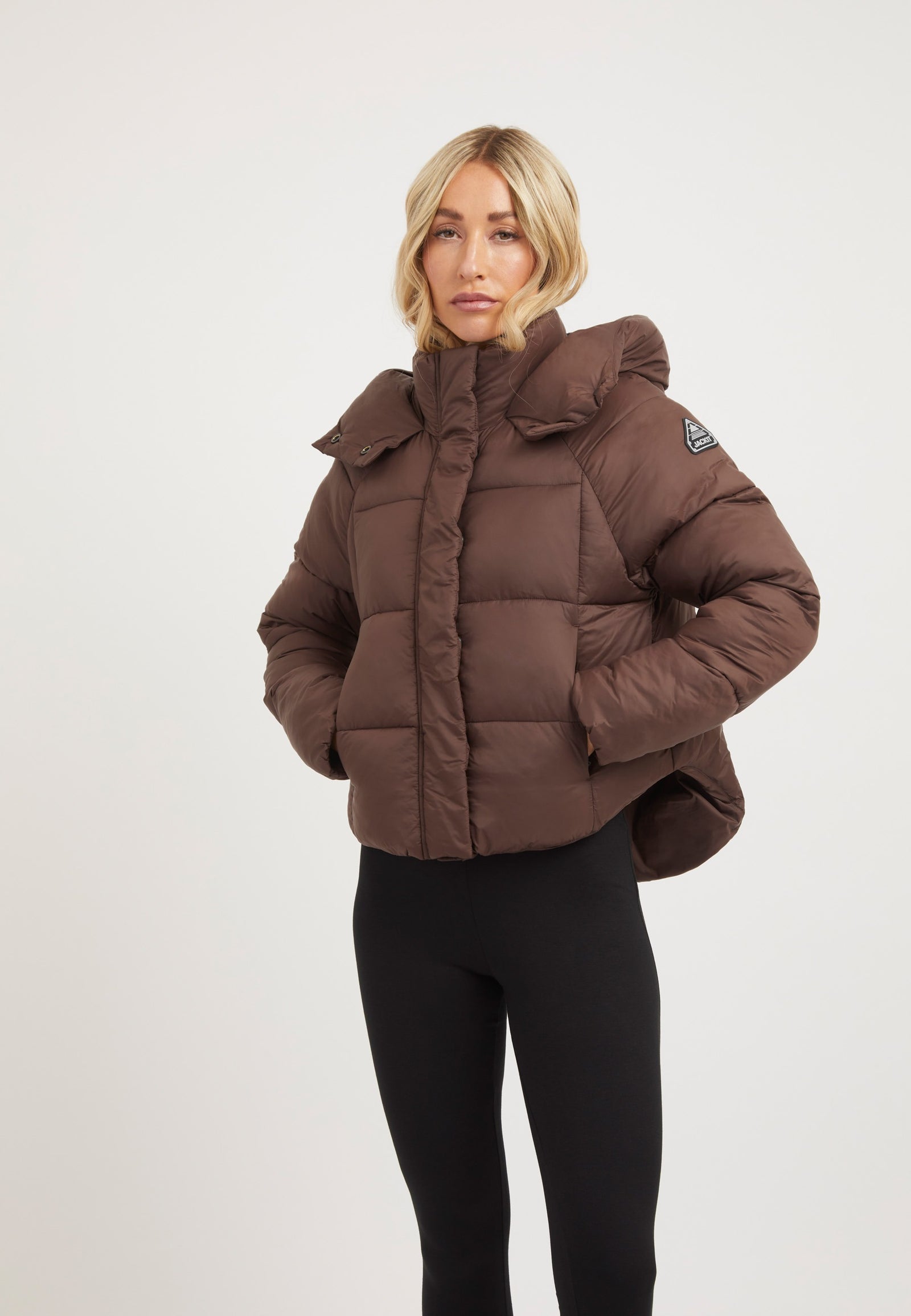 Cloud Crop Jacket Mid Brown on model front view by JACK1T