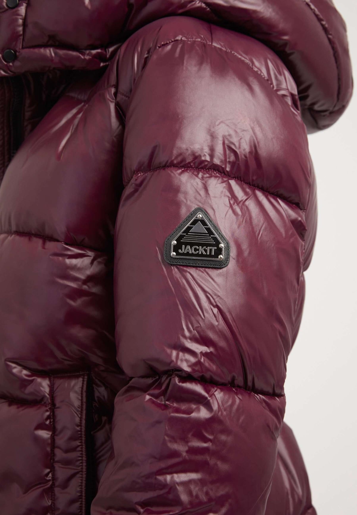 EZ Colonia Jacket Aubergine detail shot by JACK1T
