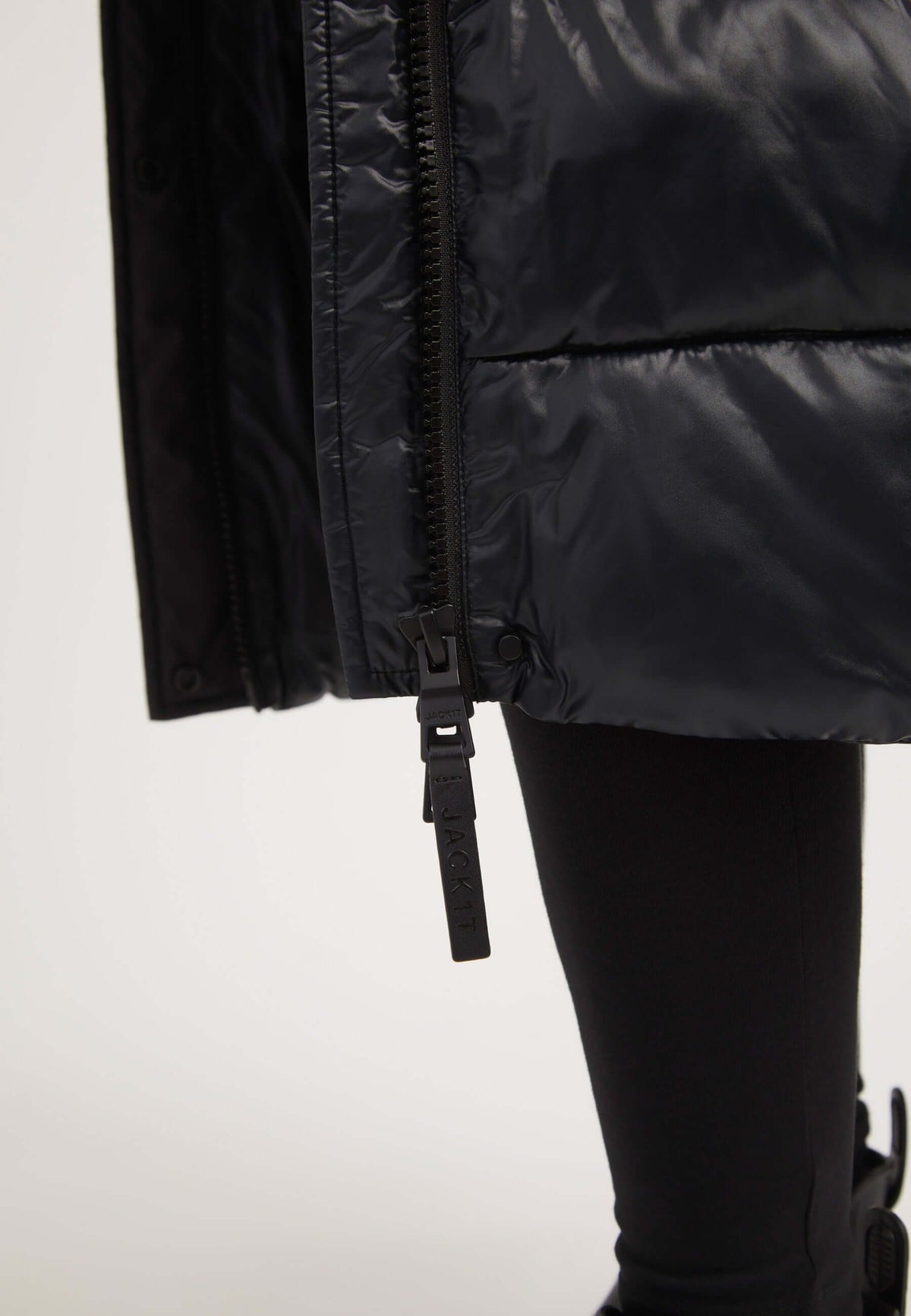Diamond Belted Extra Long ONELOFT Coat Black detail shot by JACK1T