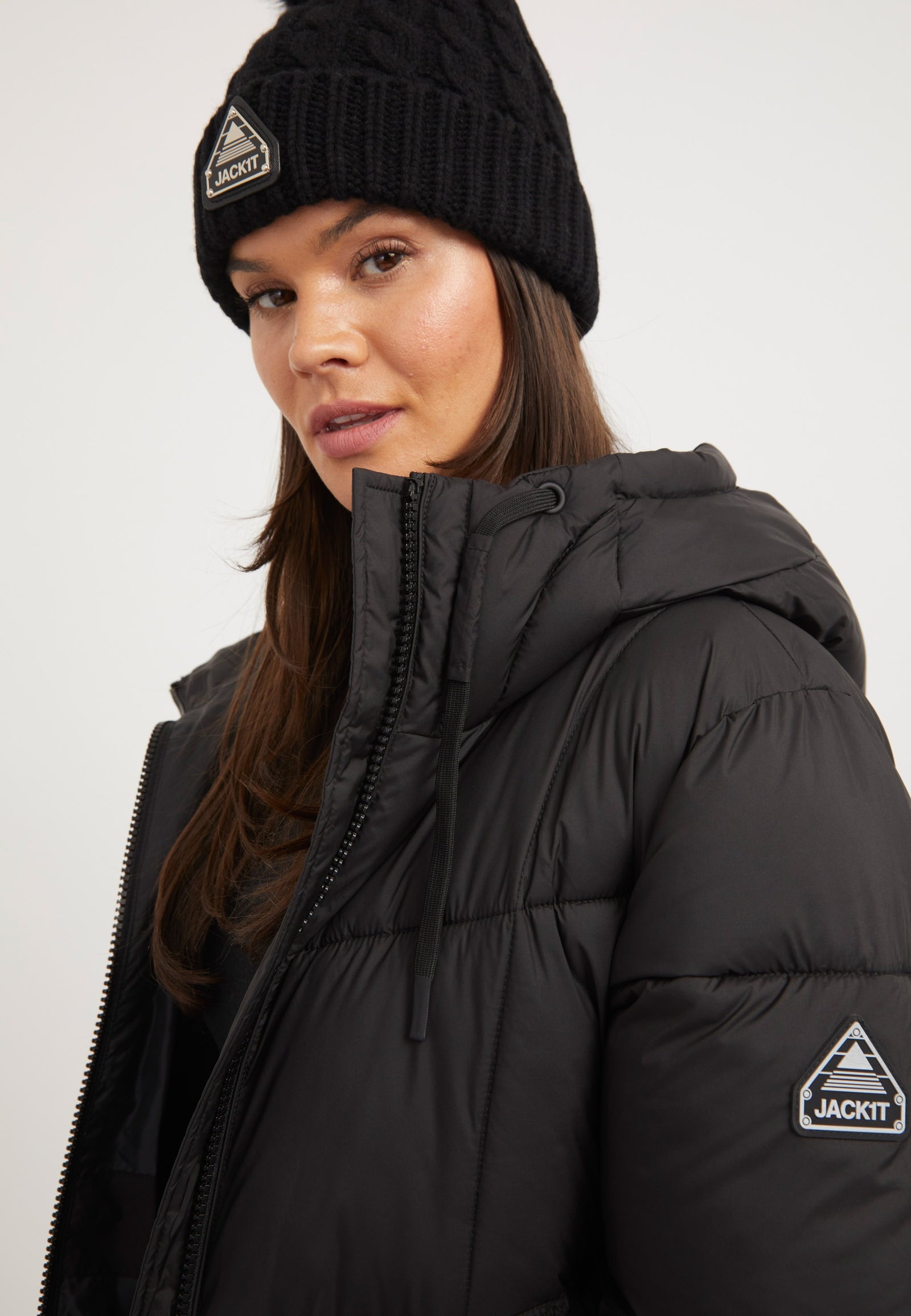 Black Star Ex-long Puffer Matt Coat Black detail shot by JACK1T