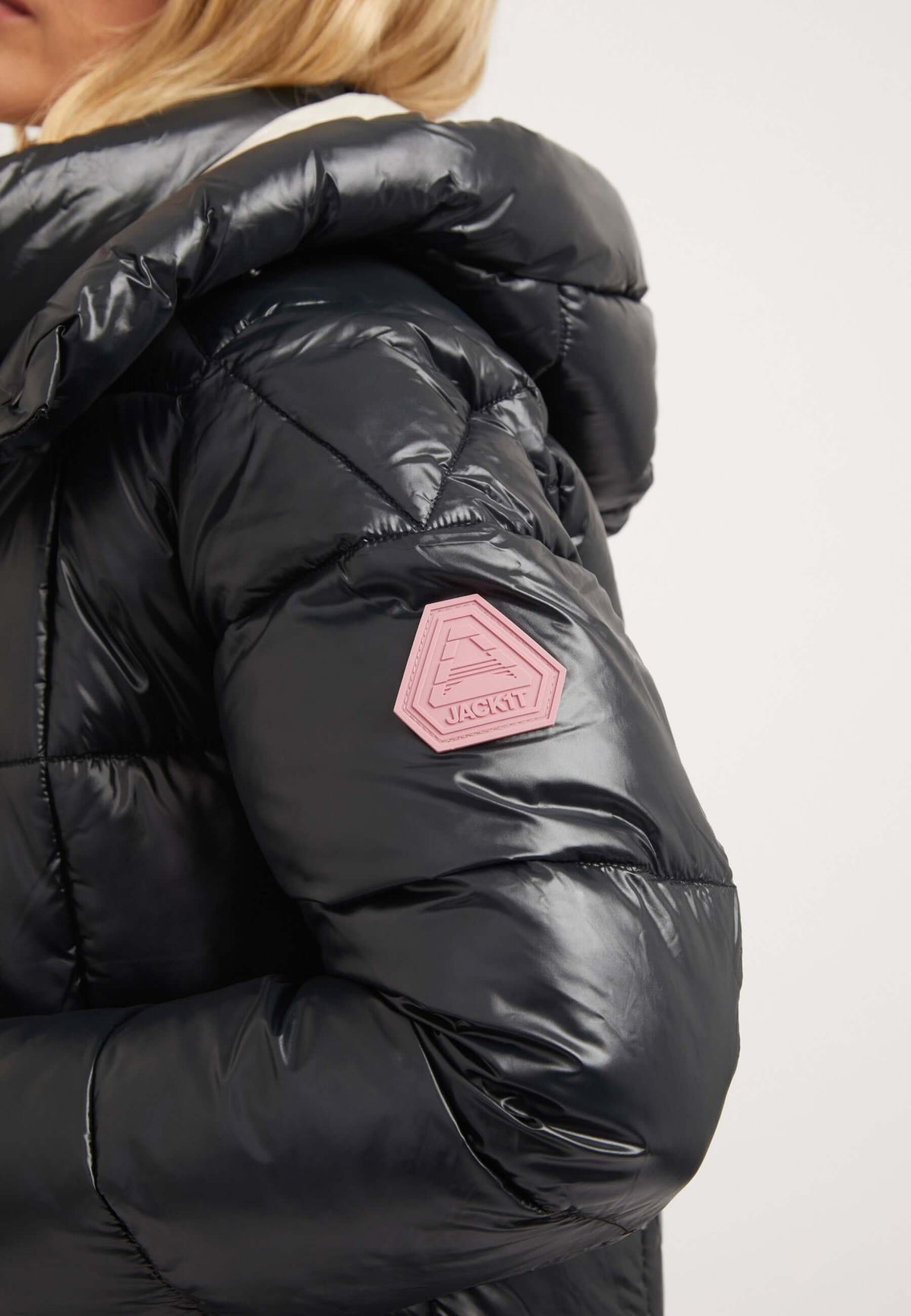 EZ Box Racer Jacket Black detail shot by JACK1T