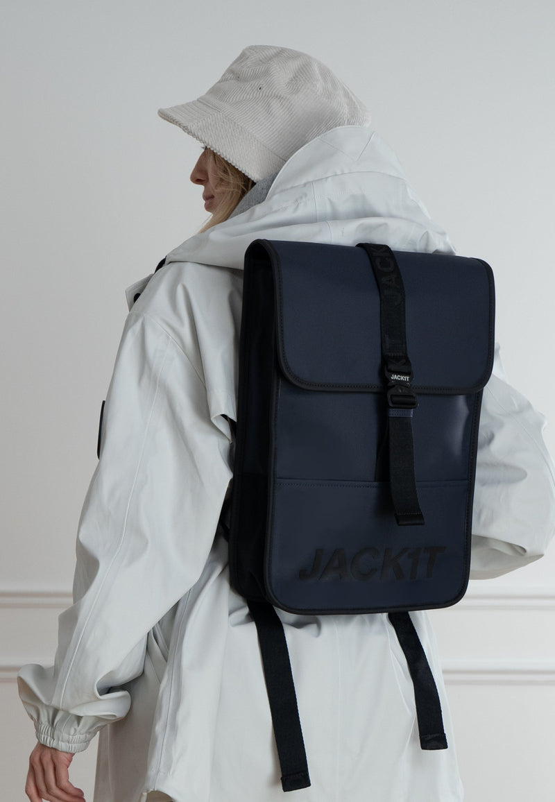 The Messenger Backpack - 12.5l