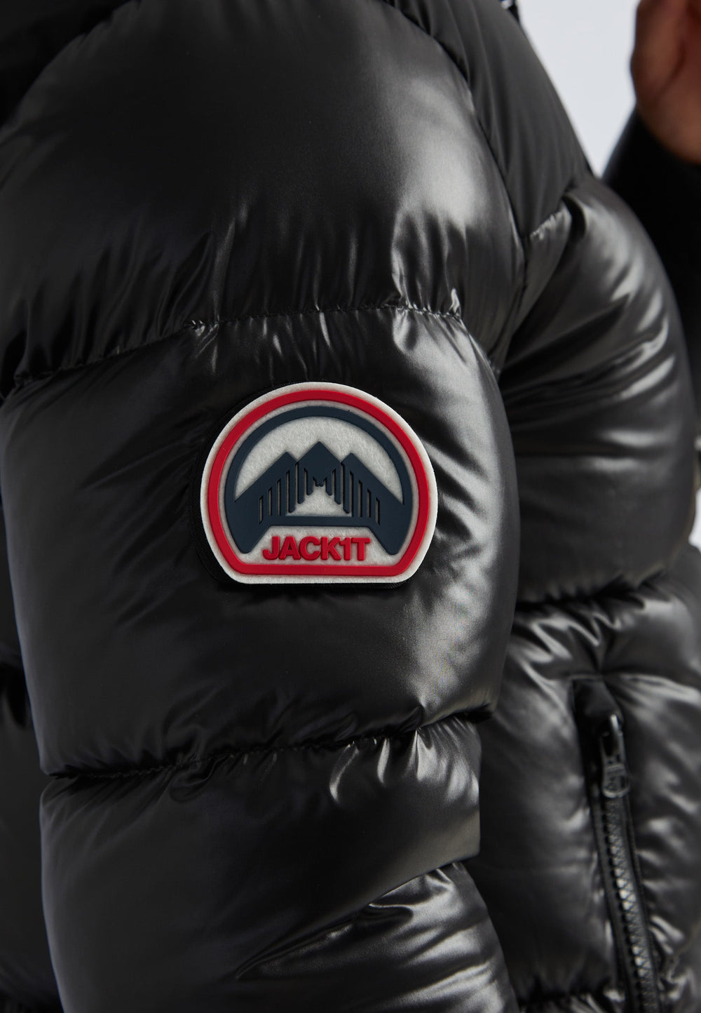 Diamond Down Ghost Coat Black/Black by JACK1T