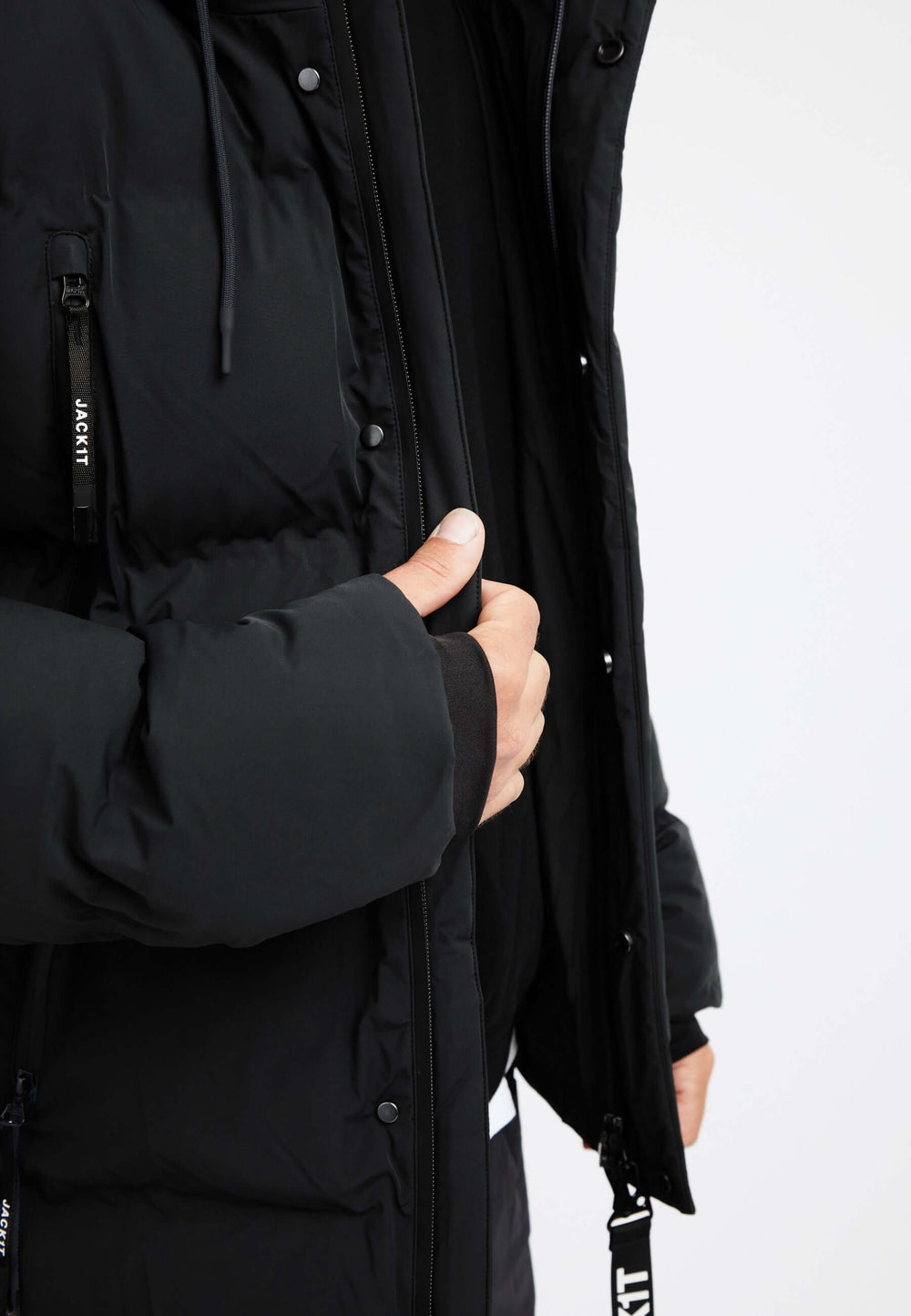 Supremo Frontier Black detail shot by JACK1T