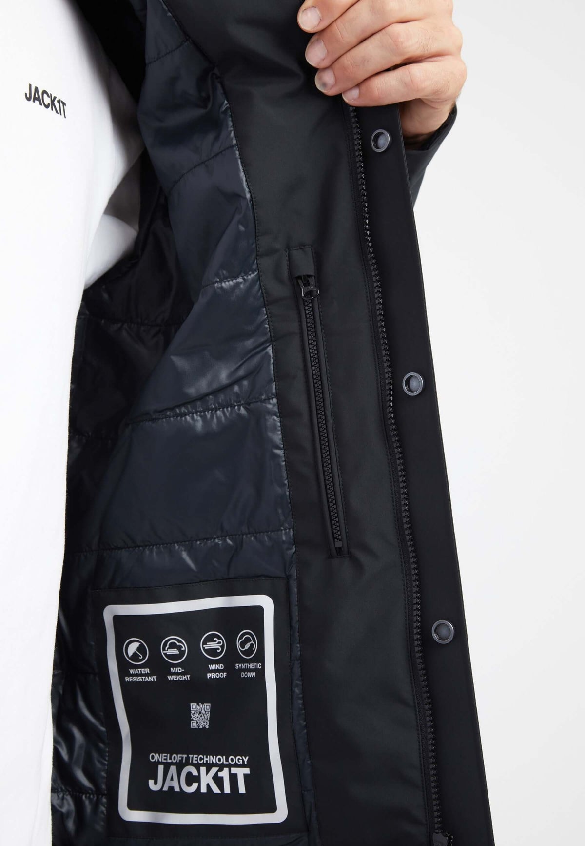 Thorium Hooded Jacket Black detail shot by JACK1T