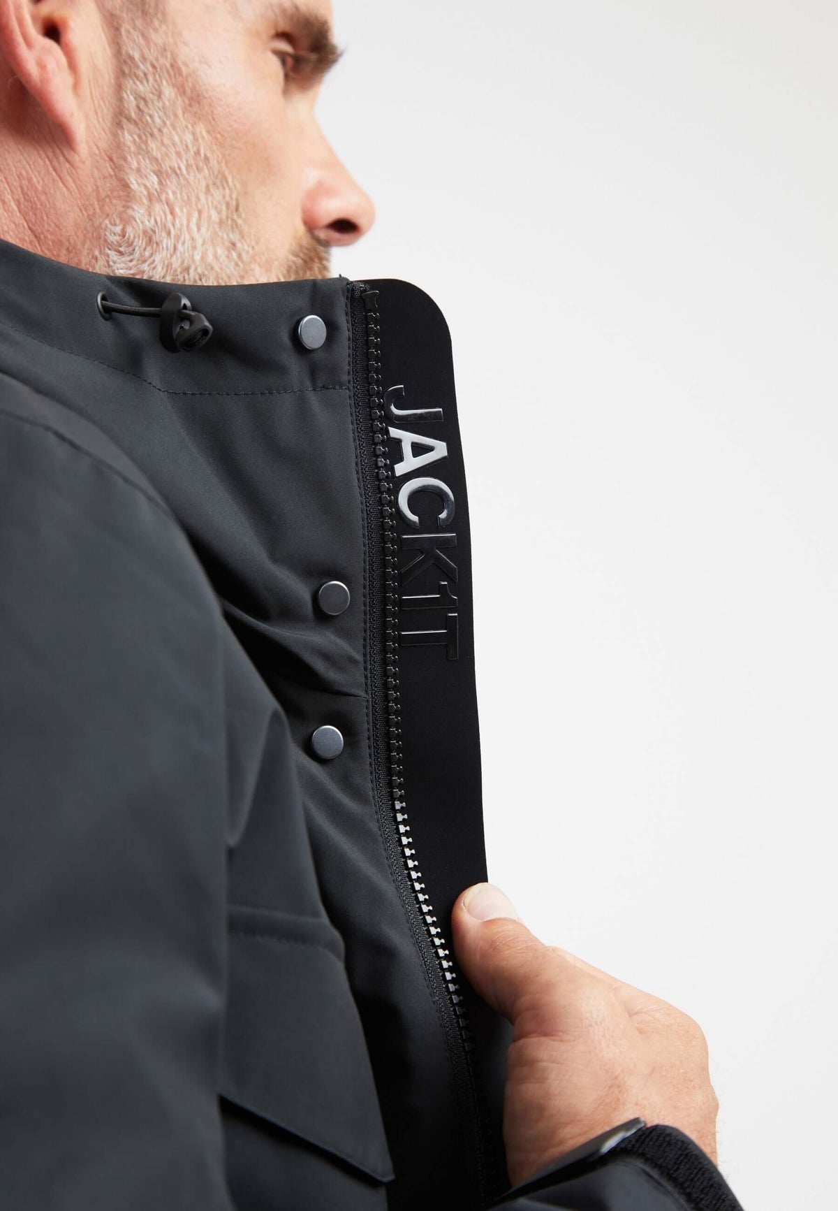 Thorium Hooded Jacket Black detail shot by JACK1T