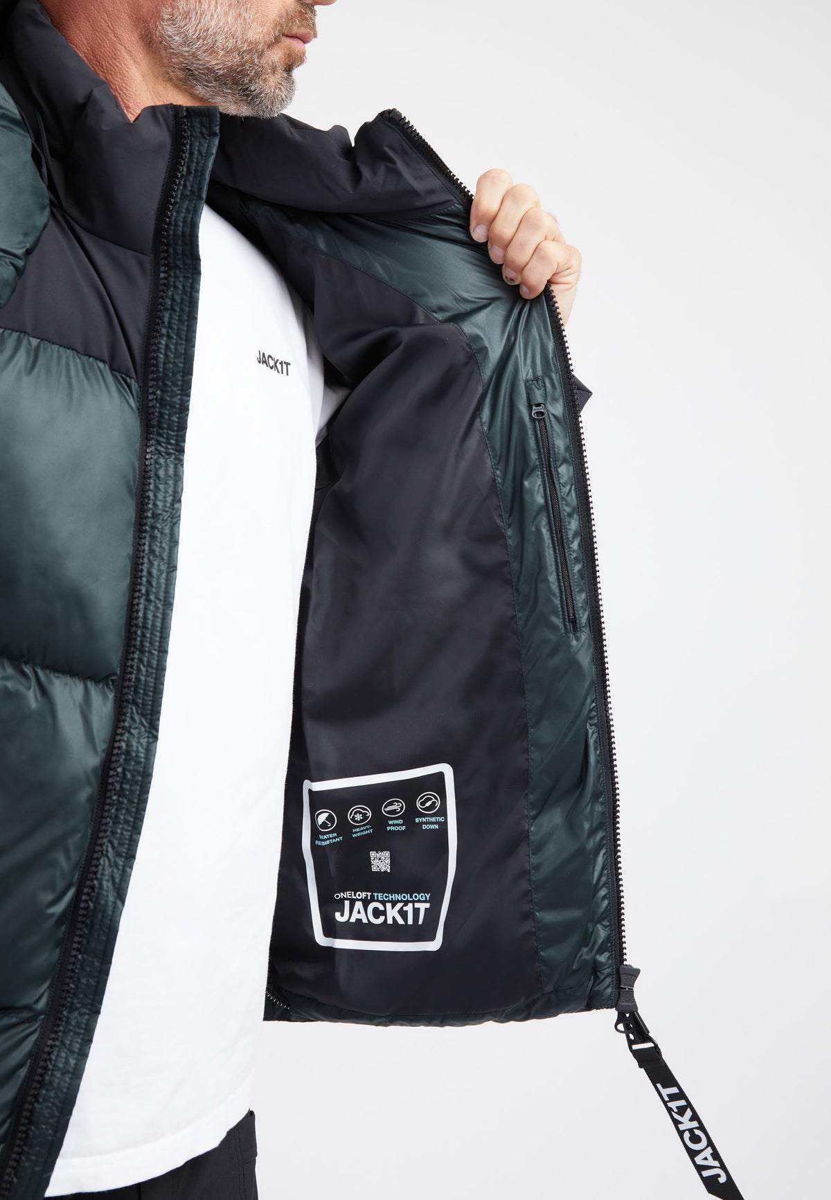 Expedition Parka Olive detail shot by JACK1T
