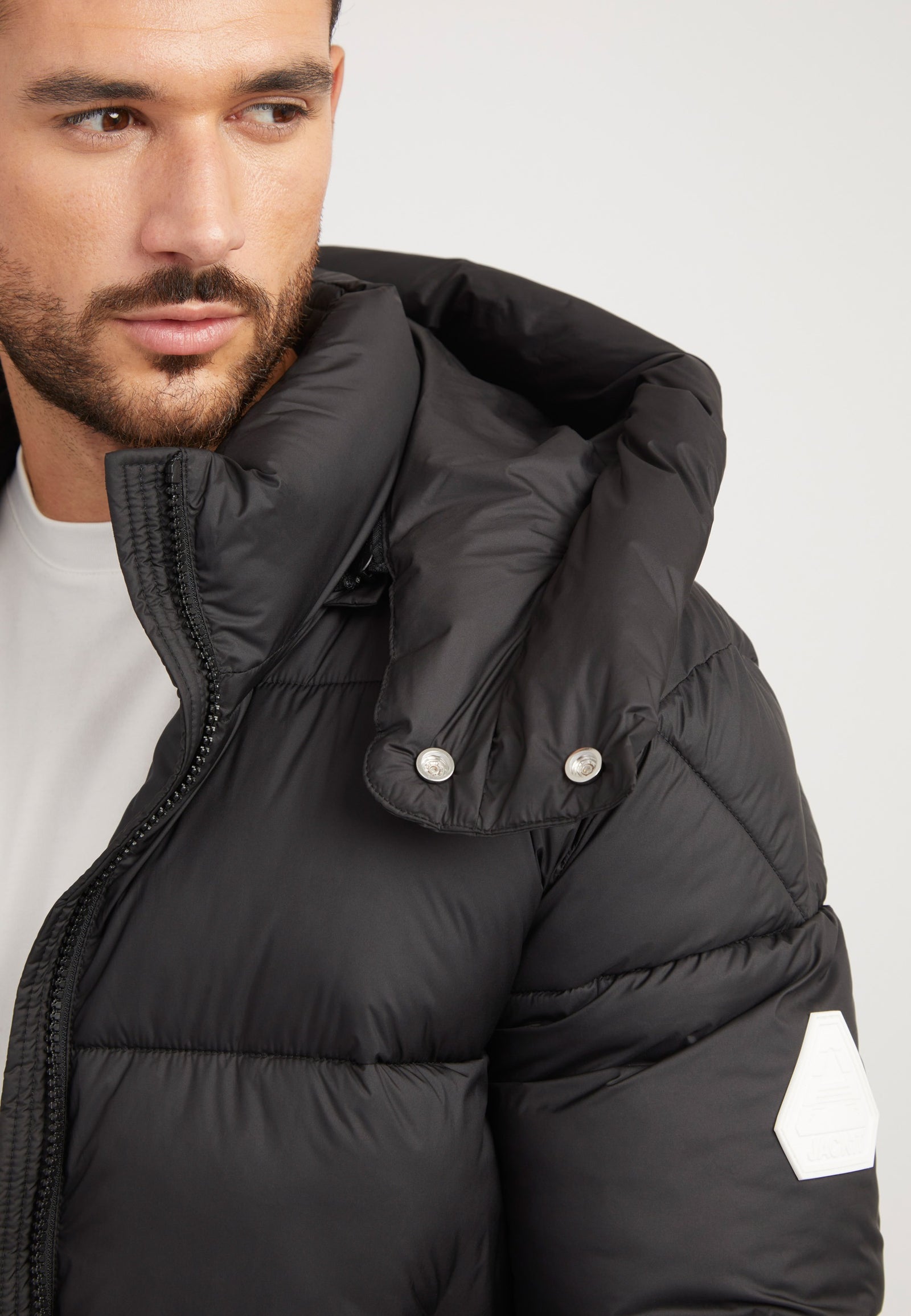EZ Puffer Racer Jacket Matt Black detail shot by JACK1T