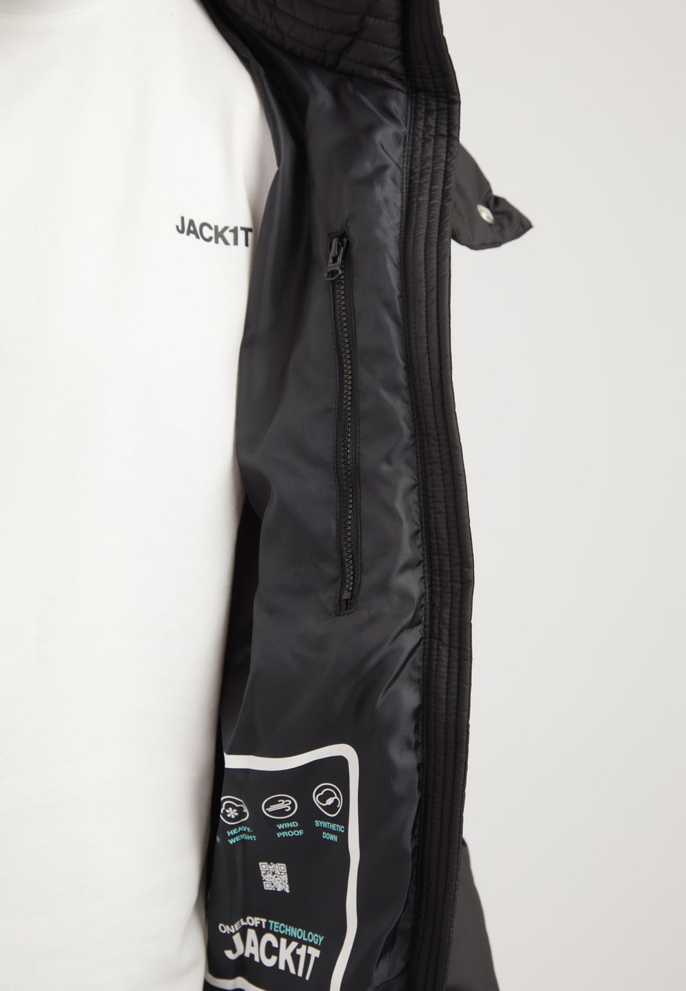 EZ Puffer Racer Jacket Matt Black detail shot by JACK1T