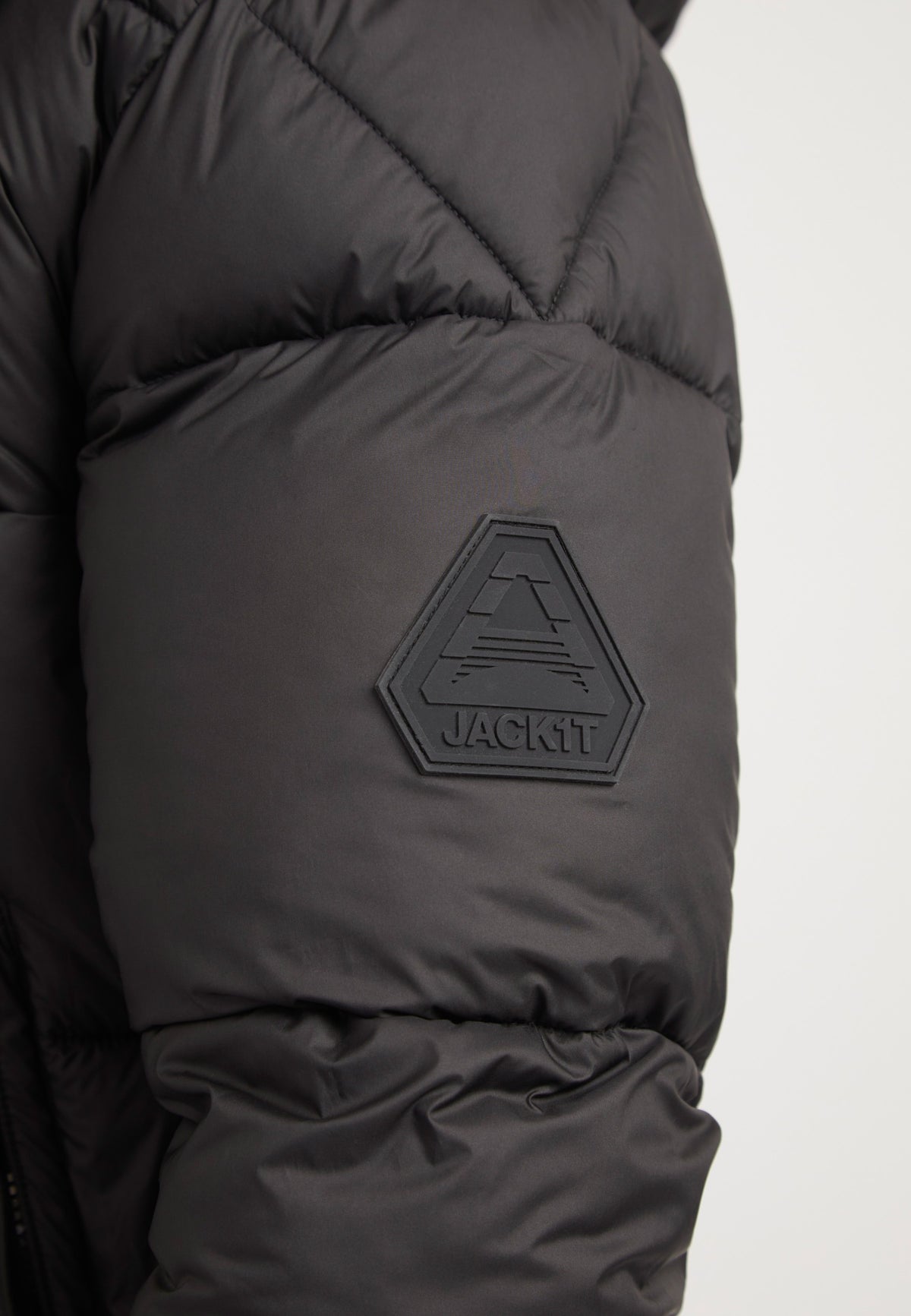 EZ Puffer Racer Jacket Black/Cherry Red detail shot by JACK1T