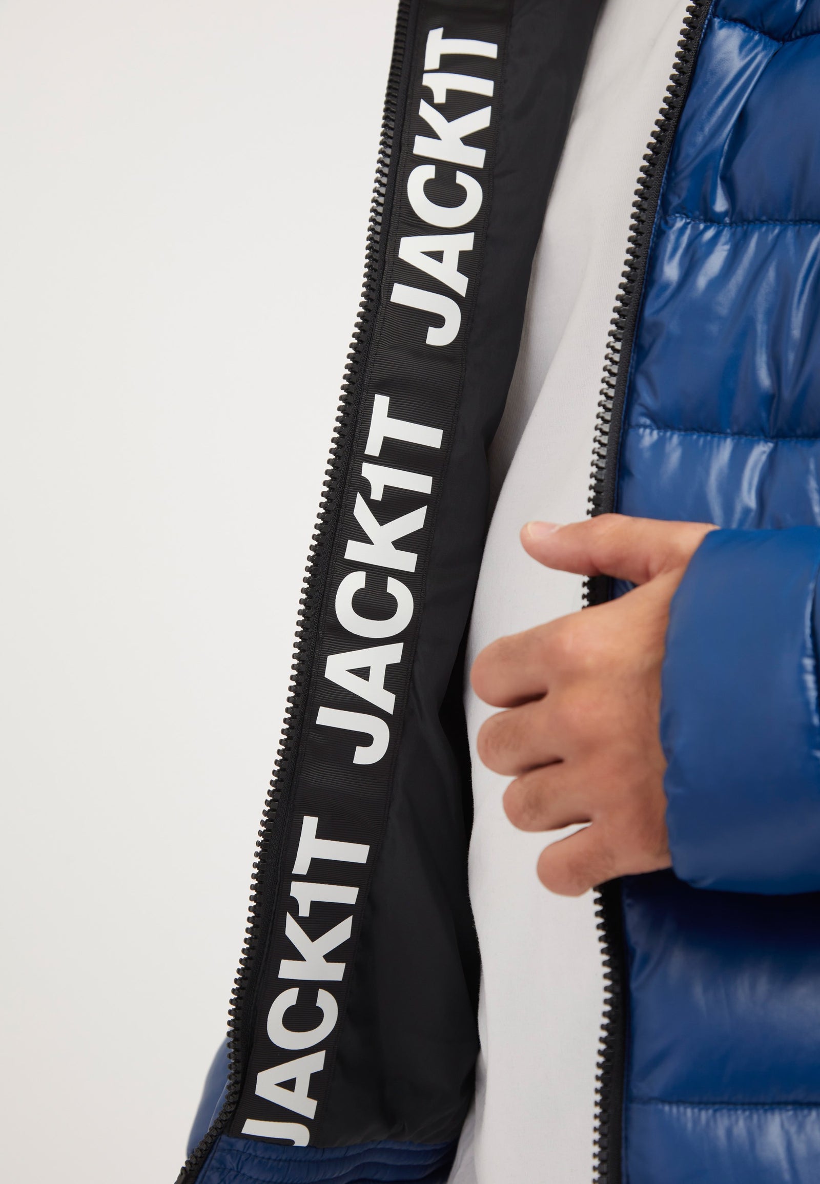 R3D Slick Racer Jacket Royal detail shot by JACK1T