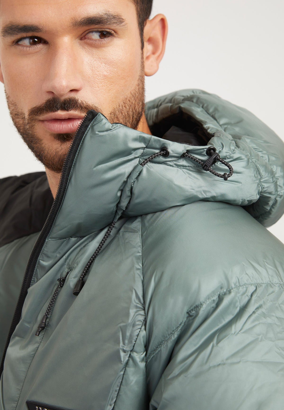 Bubble Jacket Green detail shot by JACK1T