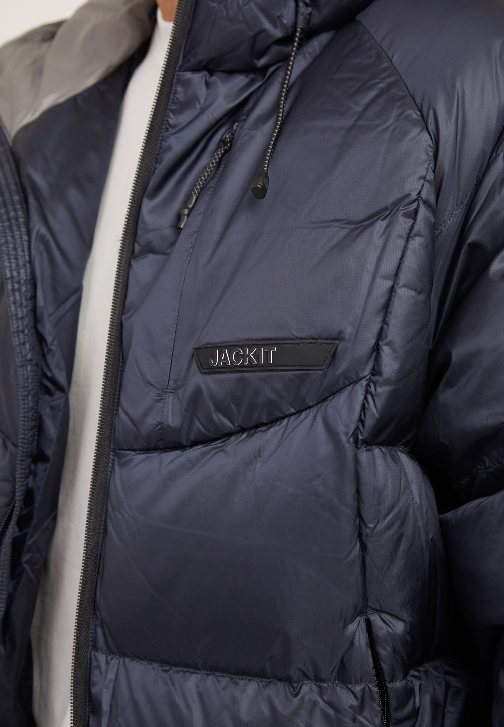 Bubble Jacket Navy detail shot by JACK1T