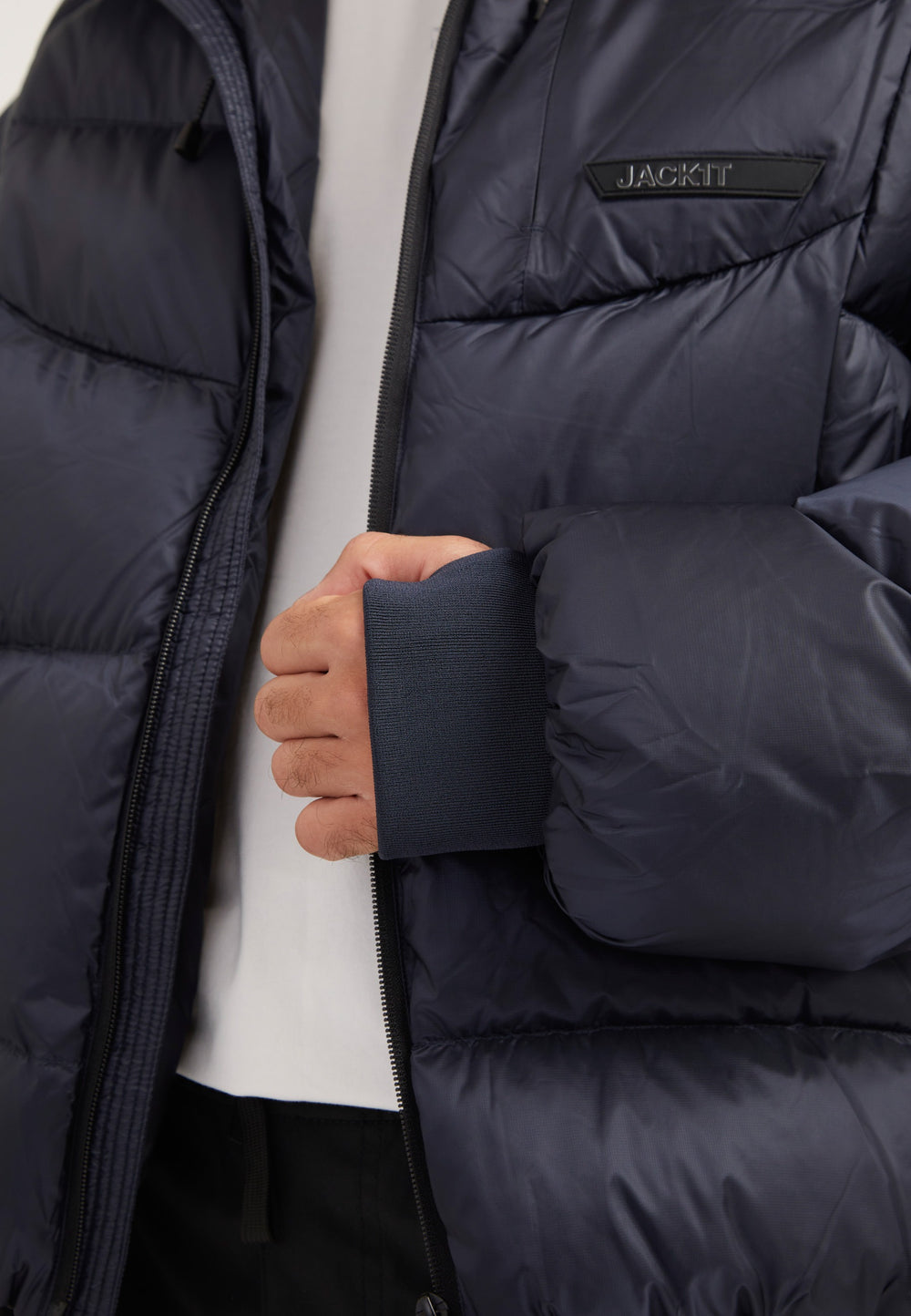 Bubble Jacket Navy detail shot by JACK1T