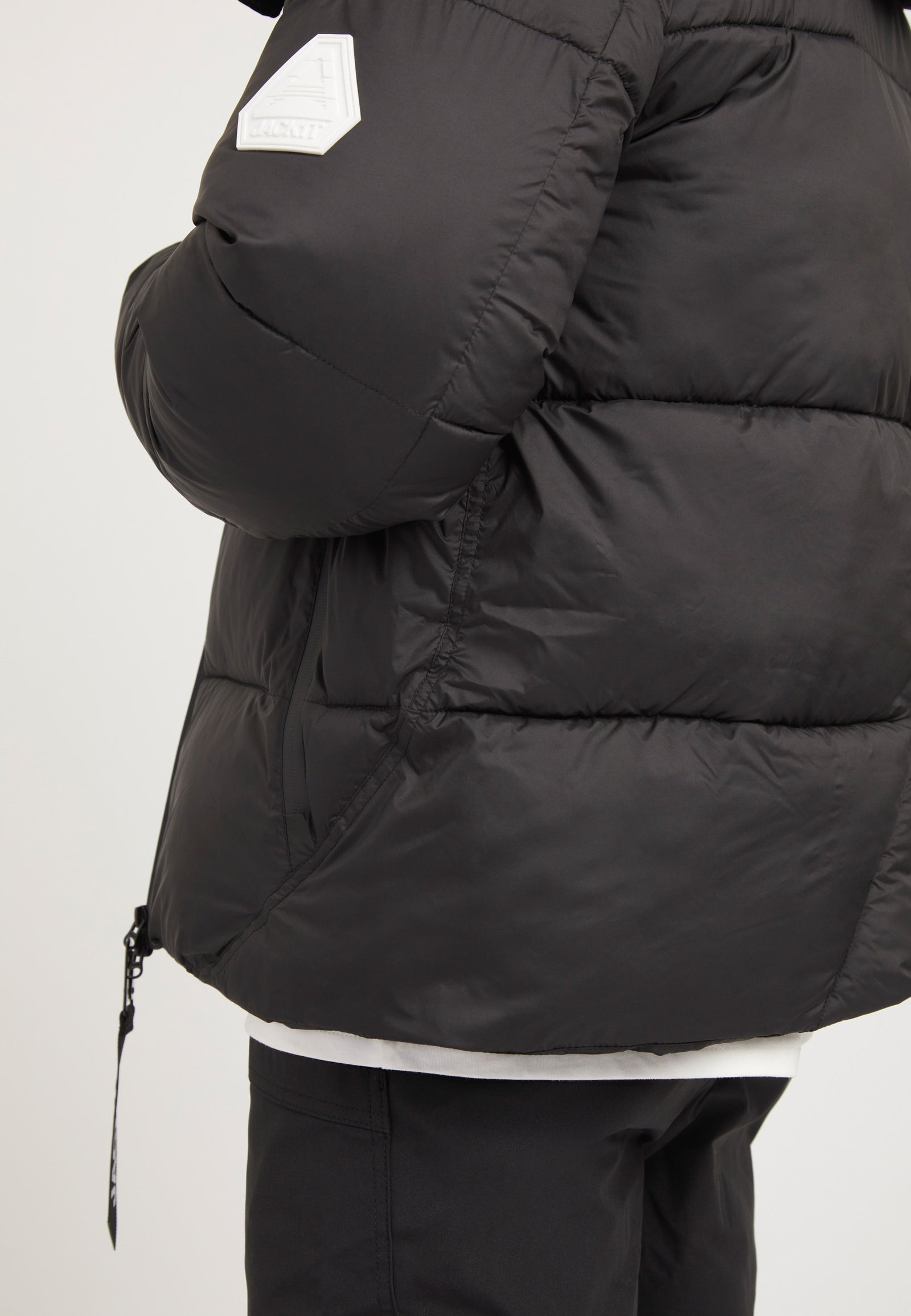 EZ Water ONELOFT Puffer Racer Jacket Matt Black detail shot by JACK1T