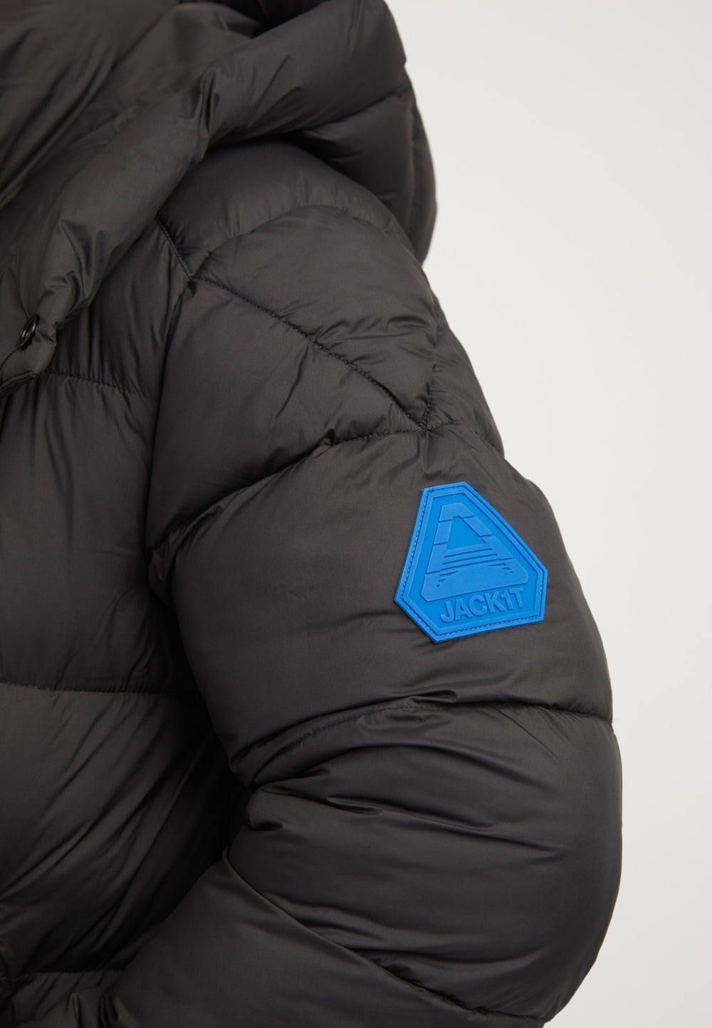 EZ Boxed Coat Matt Black detail shot by JACK1T