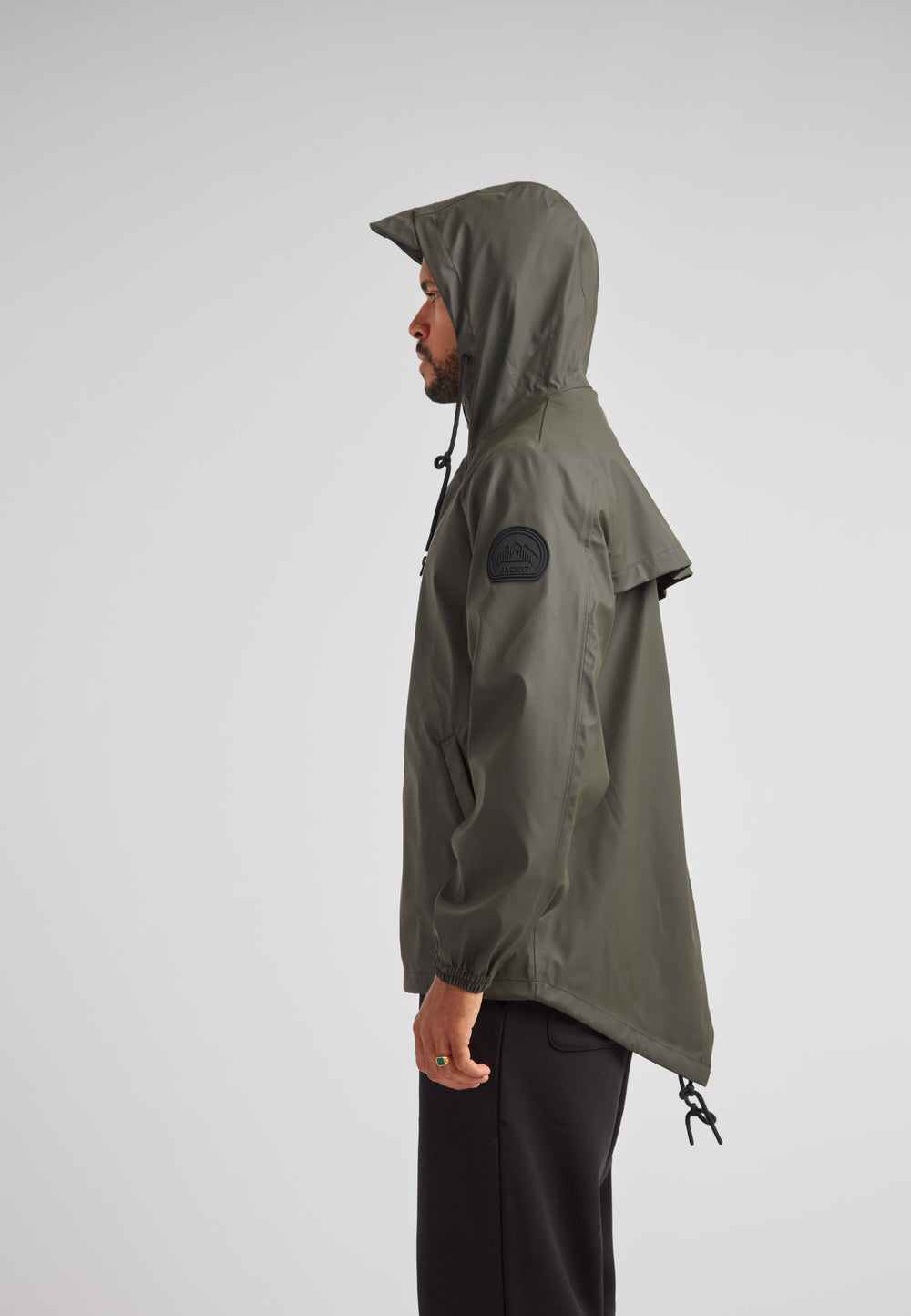 ELEMENTS Unisex Raincoat 2.0 Khaki, lightweight weather protection, side view, designed for men and women.