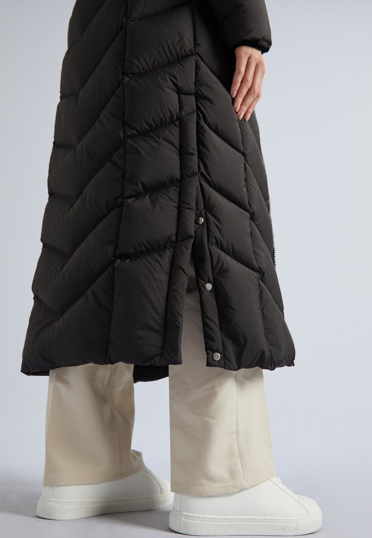 Vector Down Coat Black/Natural by JACK1T