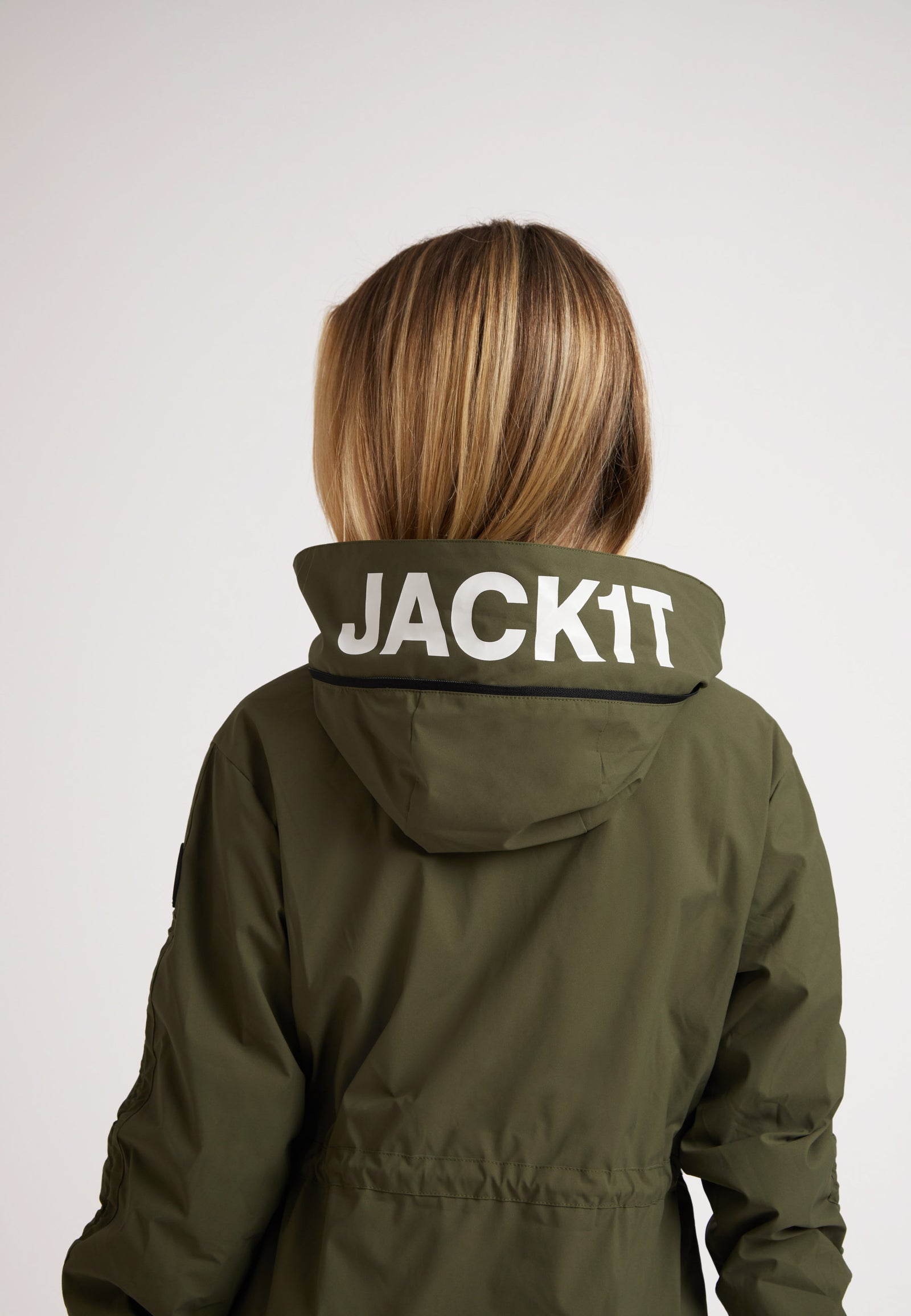 HELIO Windbreaker
