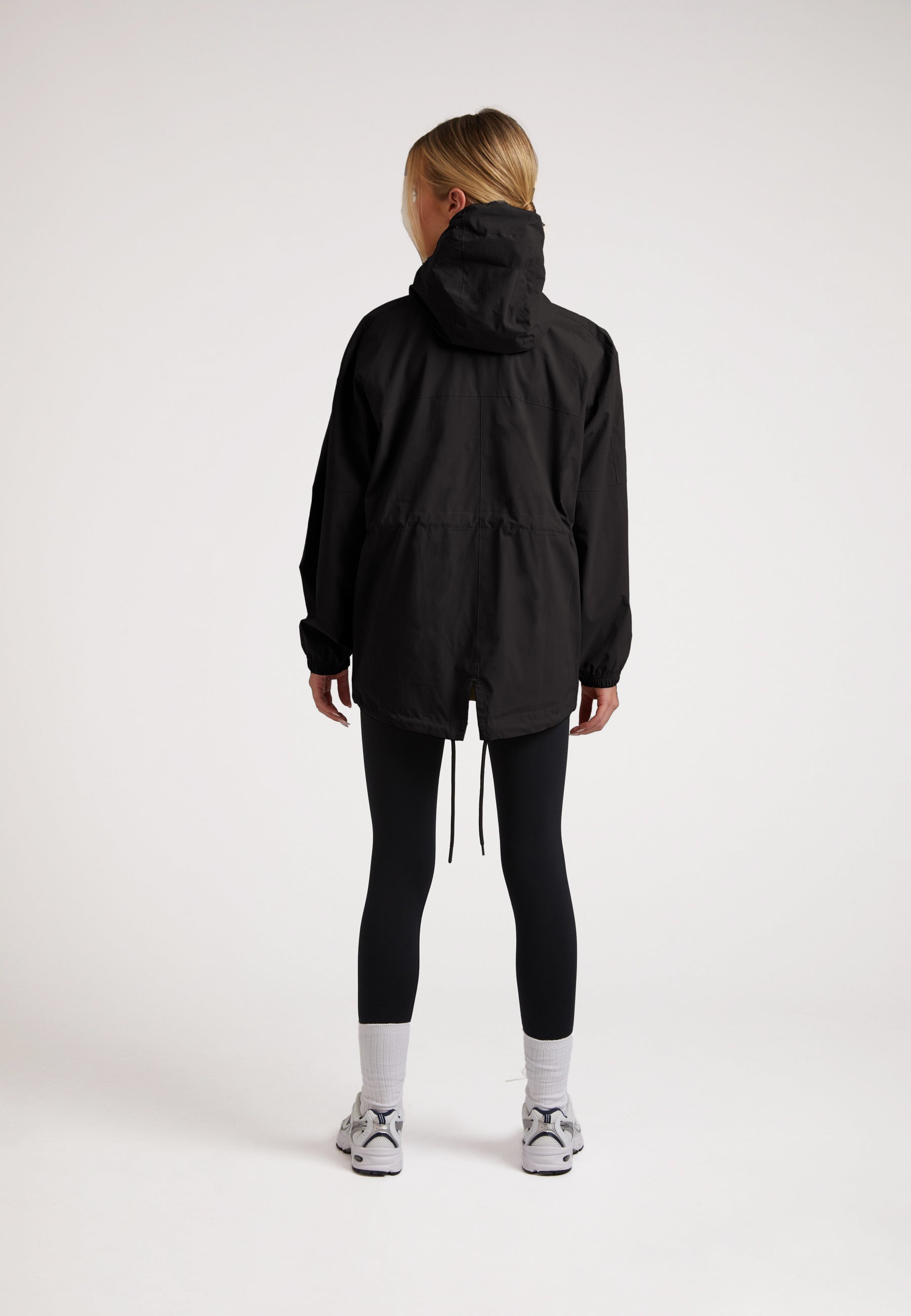 Ladies Lightweight Black Windbreaker for Outdoor Adventures – JACK1T