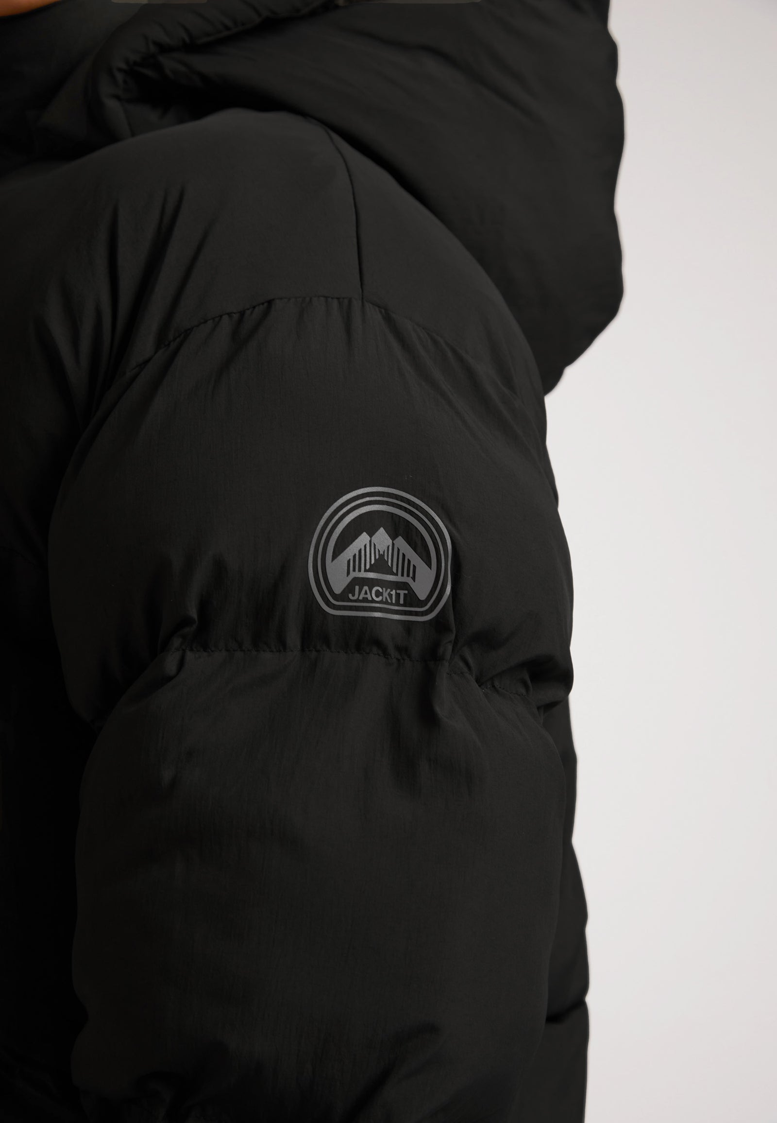 HELIO Cropped Duvet Puffer Jacket