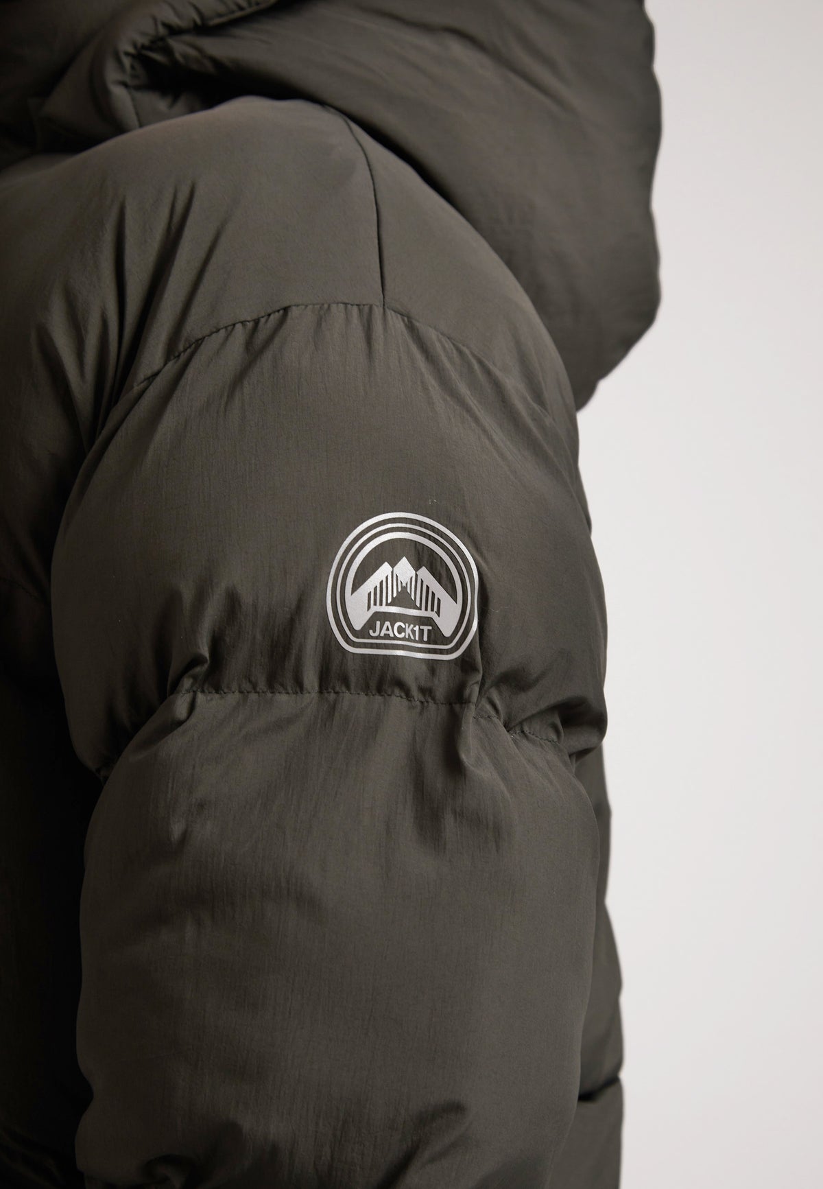 HELIO Cropped Duvet Puffer Jacket