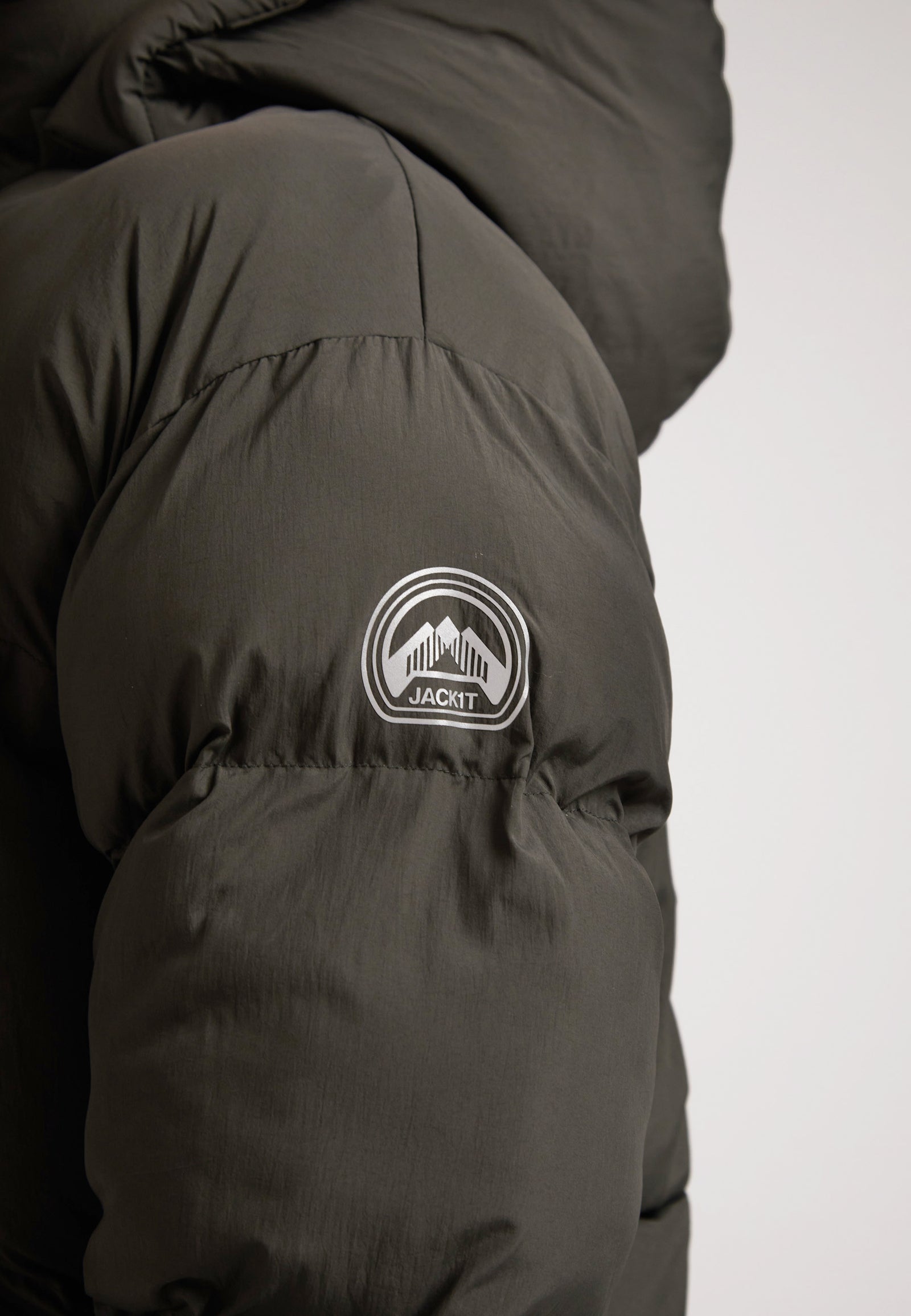 HELIO Cropped Duvet Puffer Jacket
