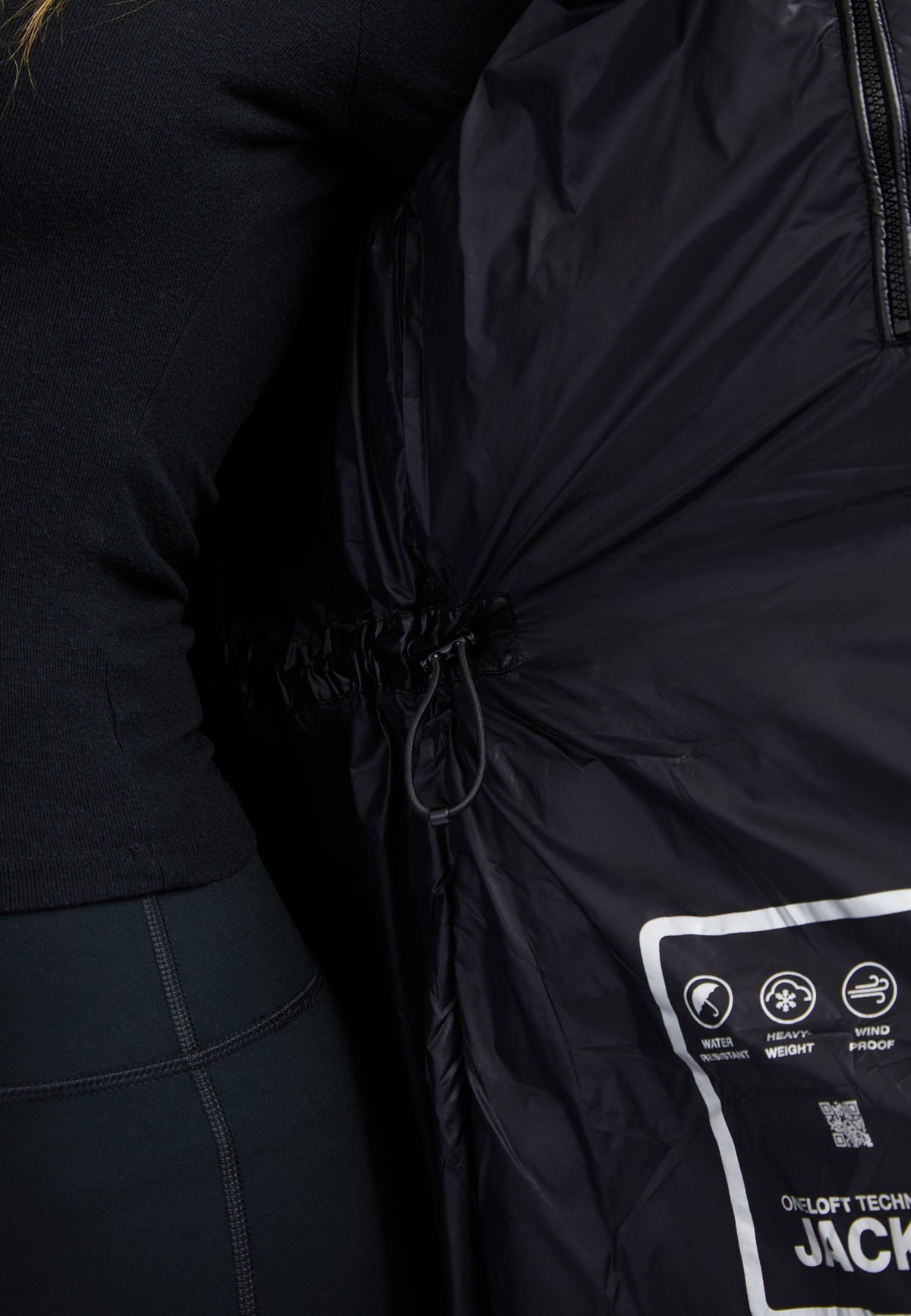 EZ Colonia Coat Black detail shot by JACK1T