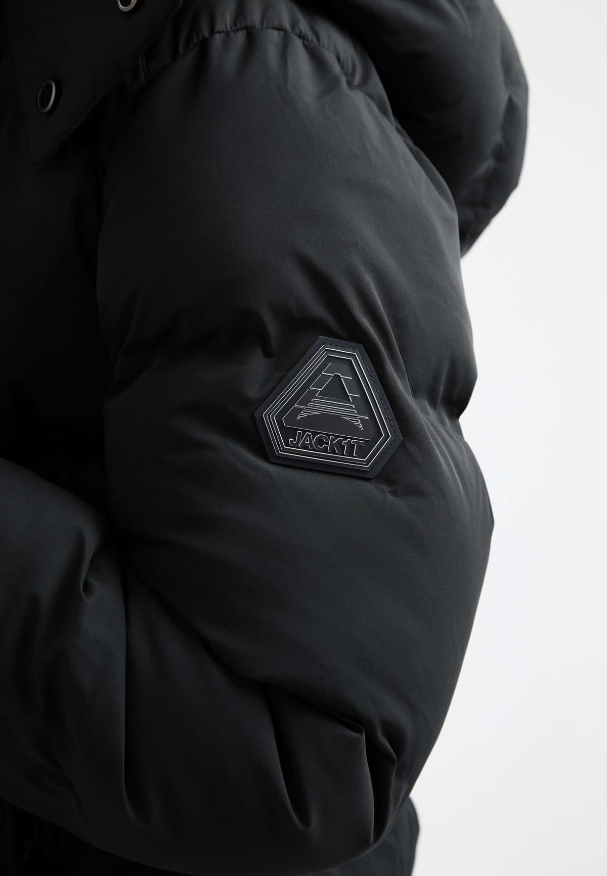 EZ Bonded Cropped Black detail shot by JACK1T