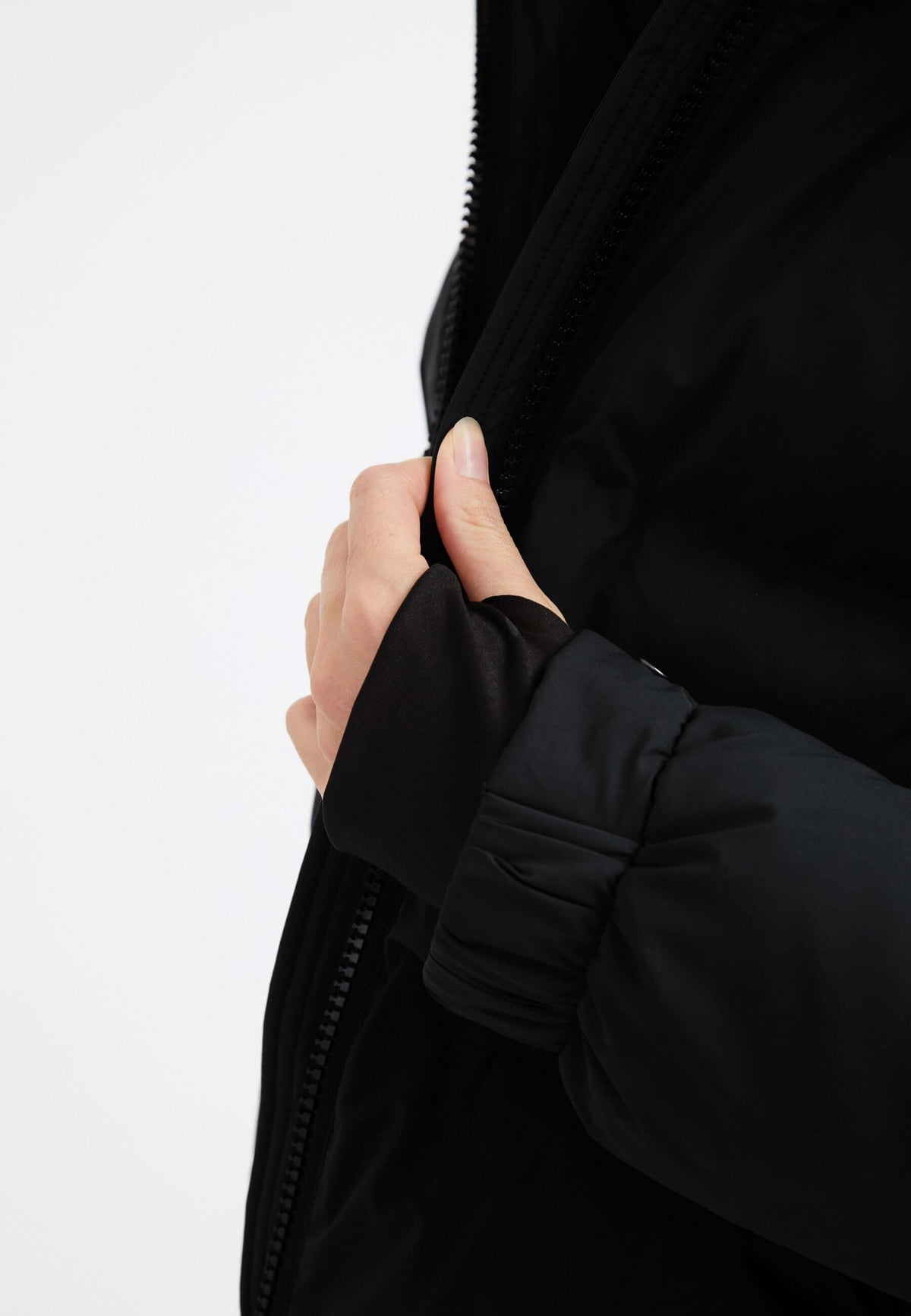 EZ Bonded Cropped Black detail shot by JACK1T