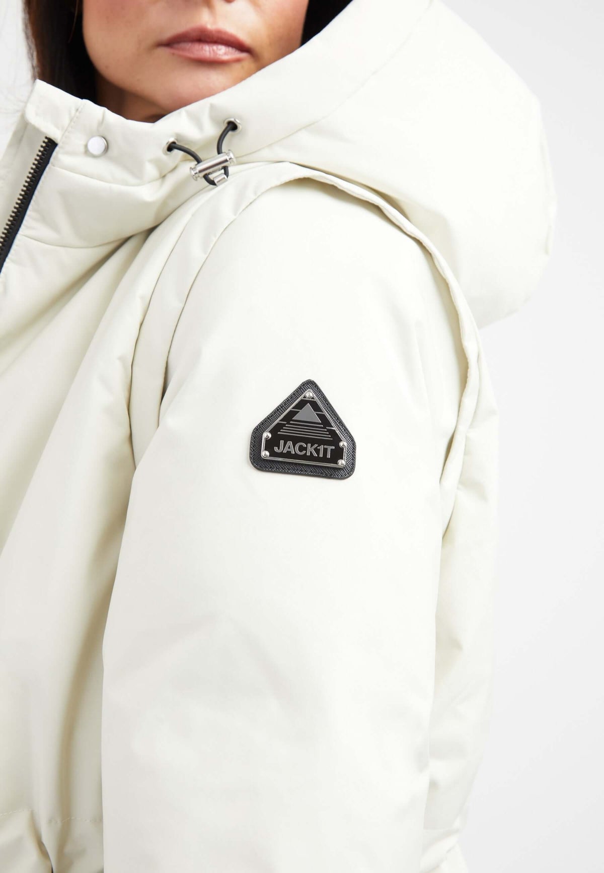 Supernova Hood Cream detail shot by JACK1T